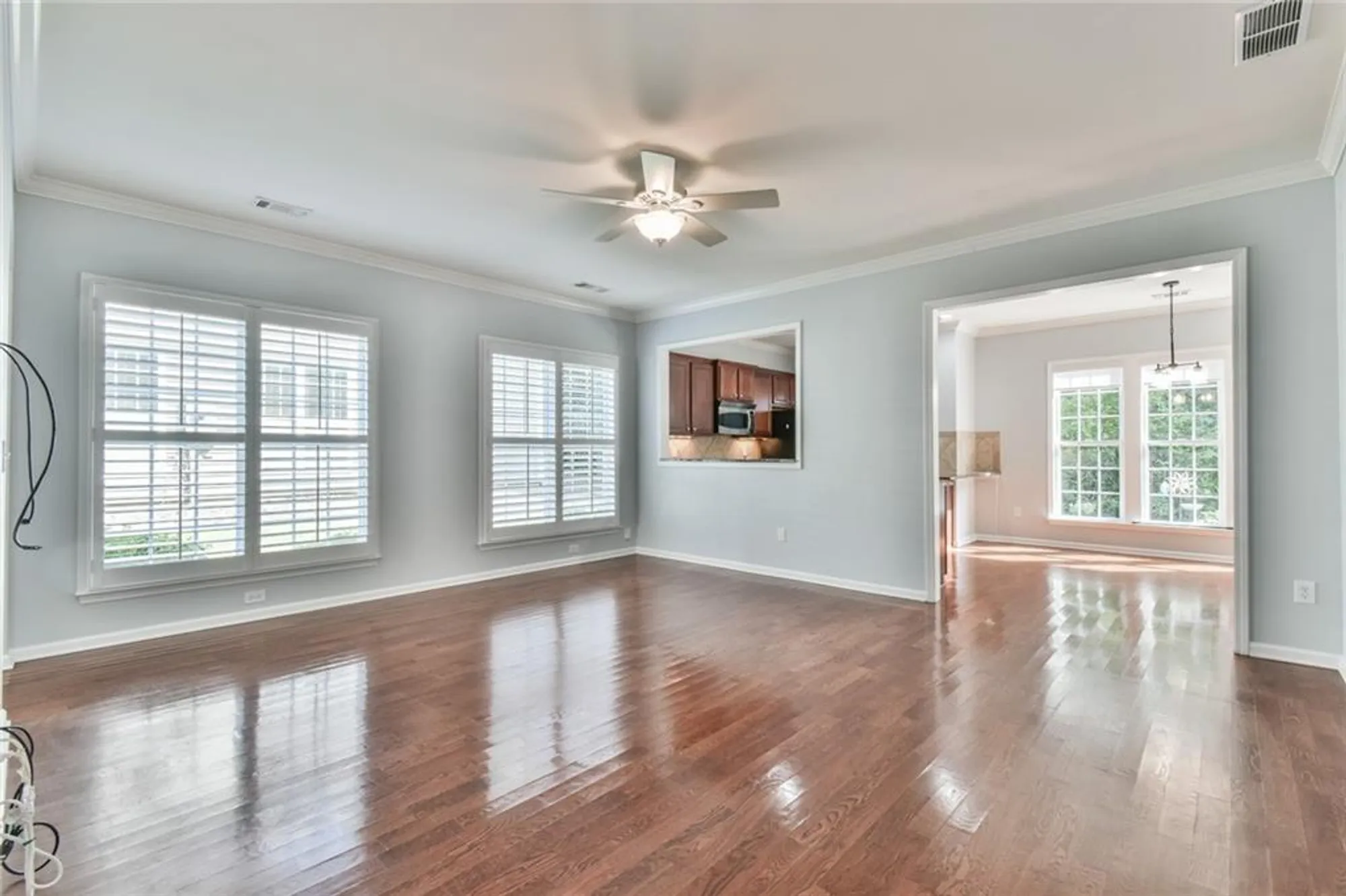 Property Slideshow image 7 of 38 | 6218 longleaf dr, Hoschton, GA, 30548