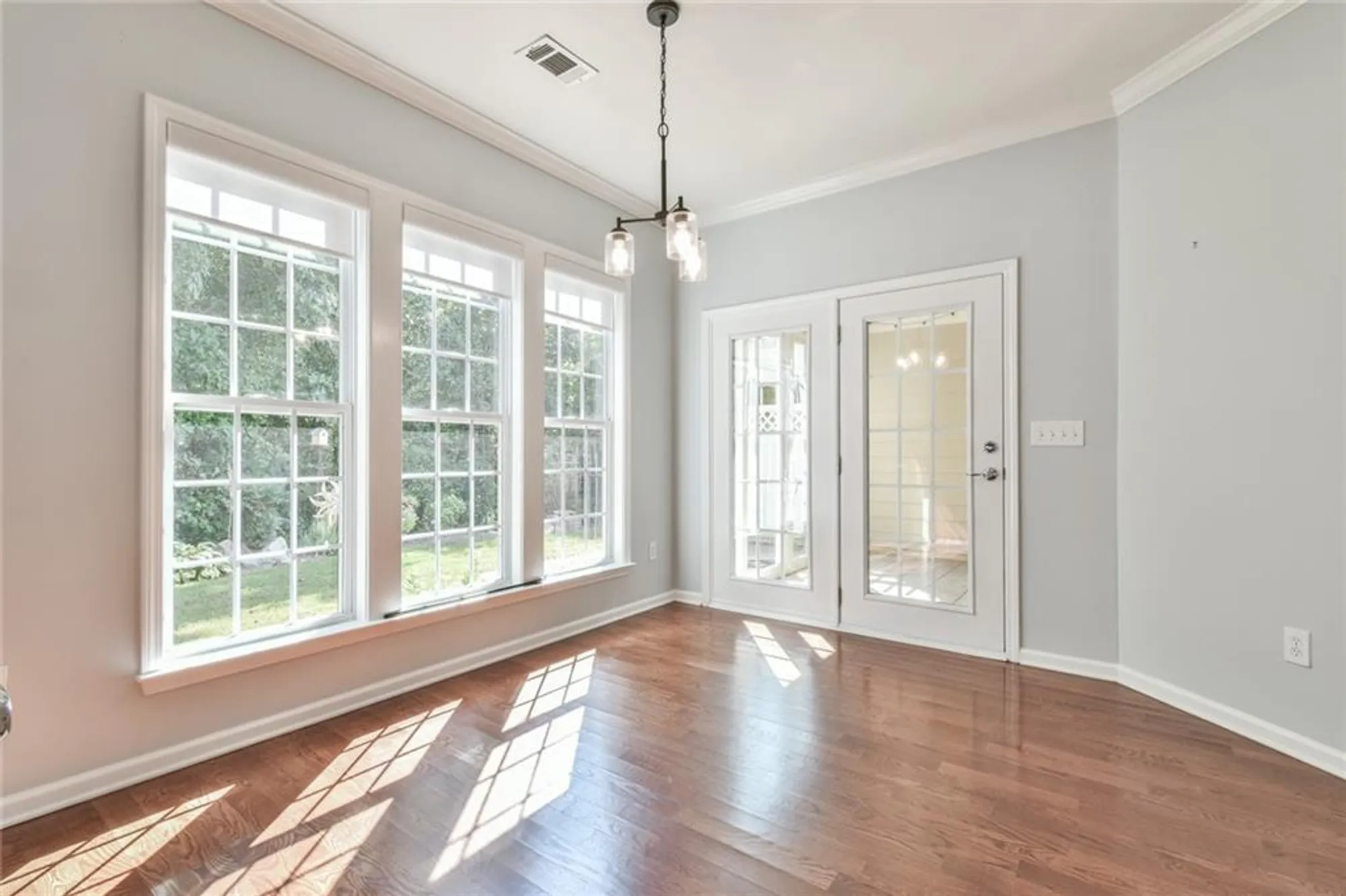 Property Slideshow image 22 of 38 | 6218 longleaf dr, Hoschton, GA, 30548