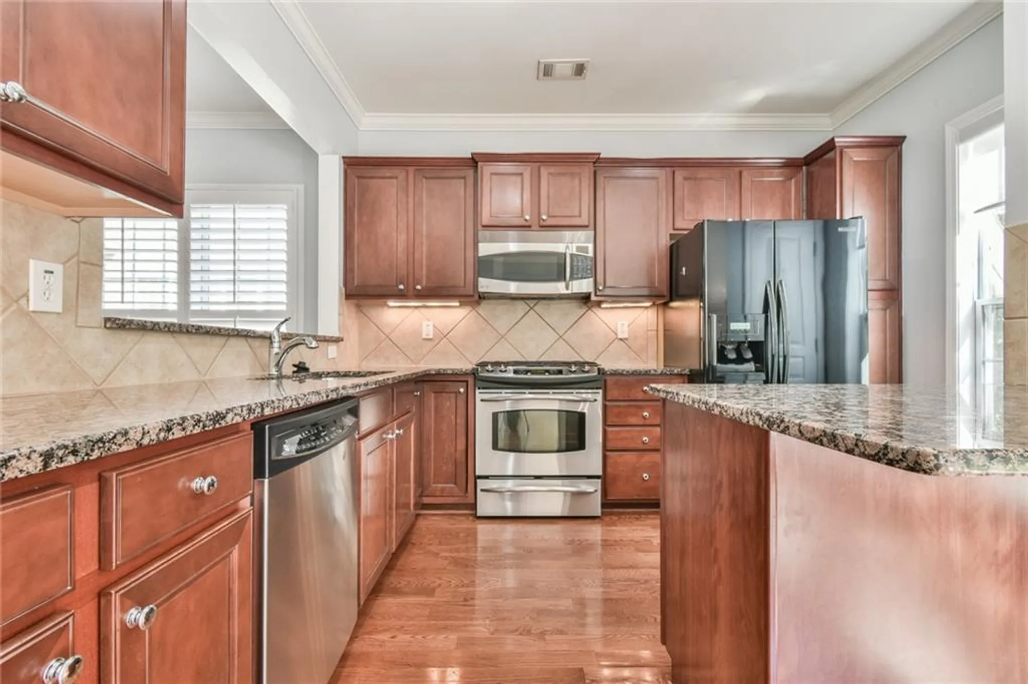 Property Slideshow image 25 of 38 | 6218 longleaf dr, Hoschton, GA, 30548