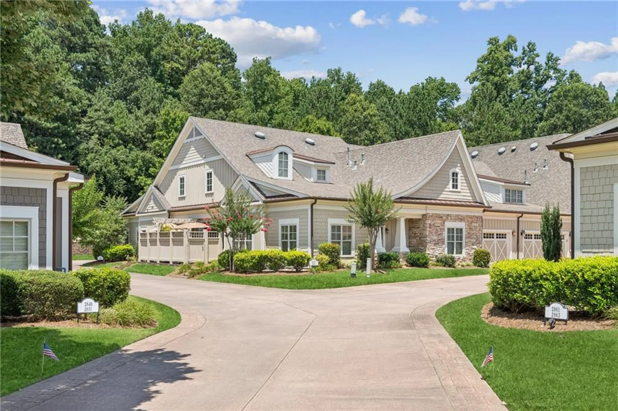 Property Slideshow image 5 of 52 | 2855 middlecreek way # 2855, Cumming, GA, 30041