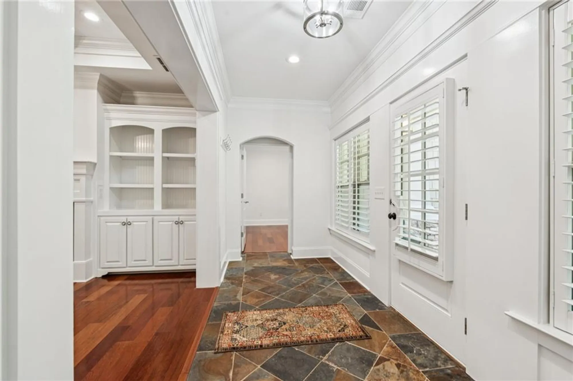 Property Slideshow image 11 of 52 | 2855 middlecreek way # 2855, Cumming, GA, 30041