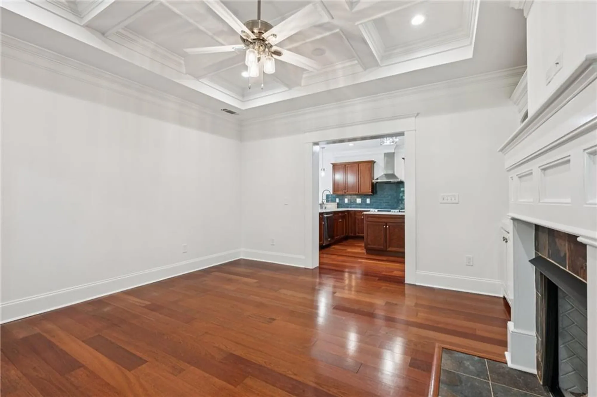 Property Slideshow image 14 of 52 | 2855 middlecreek way # 2855, Cumming, GA, 30041