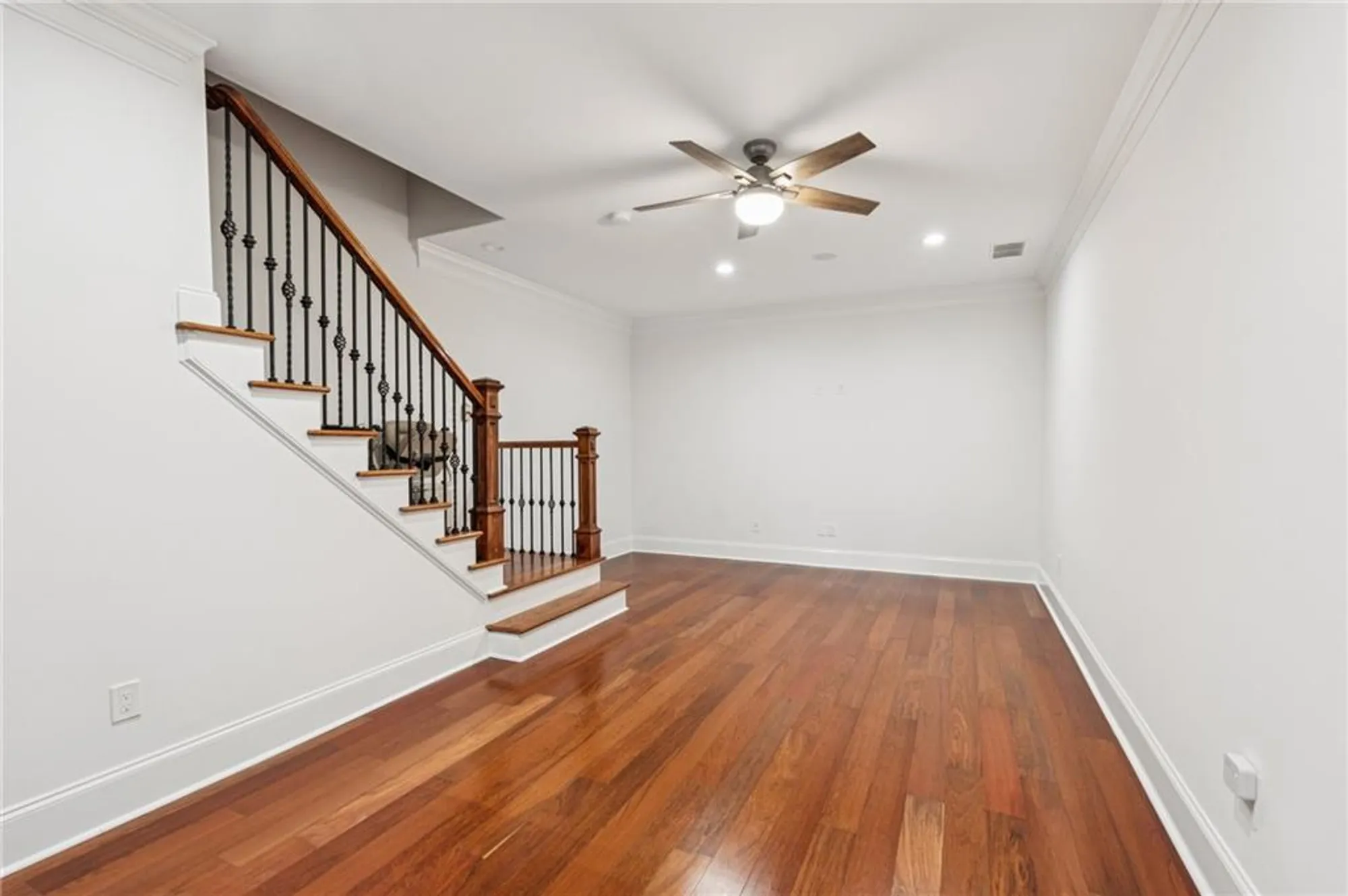 Property Slideshow image 22 of 52 | 2855 middlecreek way # 2855, Cumming, GA, 30041