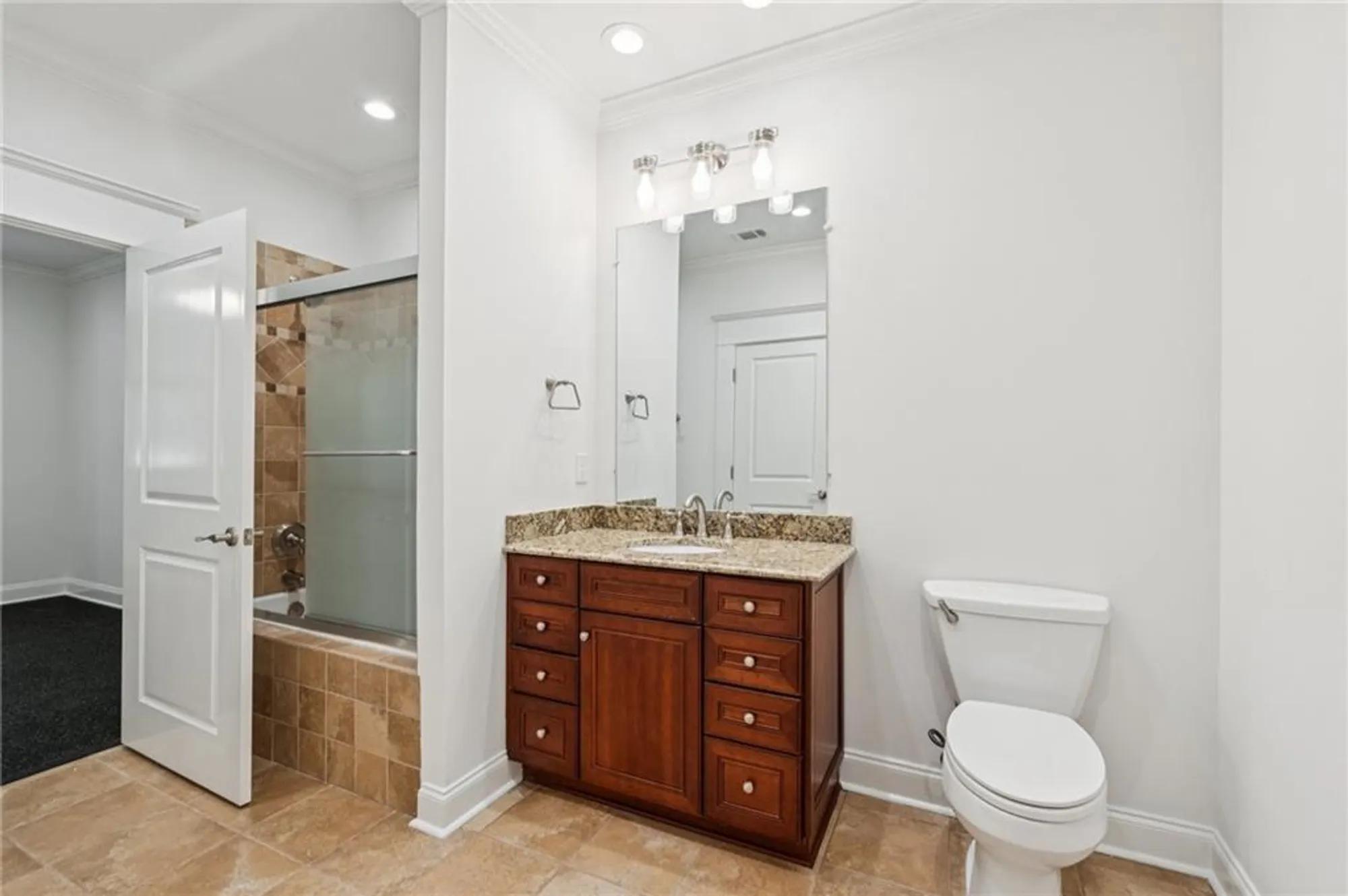 Property Slideshow image 38 of 52 | 2855 middlecreek way # 2855, Cumming, GA, 30041