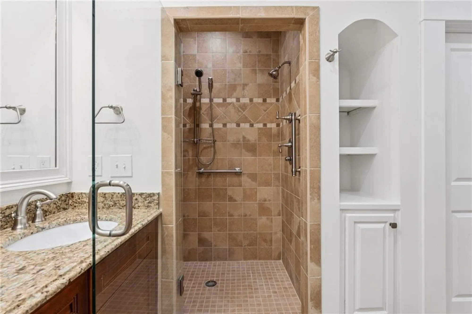 Property Slideshow image 35 of 52 | 2855 middlecreek way # 2855, Cumming, GA, 30041