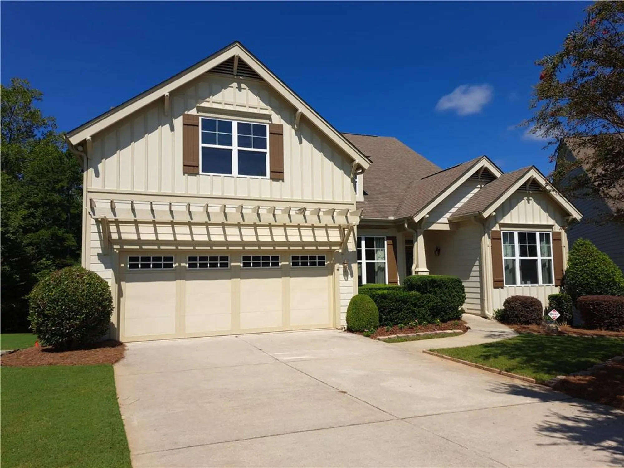 Property Slideshow image 1 of 38 | 3004 scarlet oak ln, Gainesville, GA, 30504