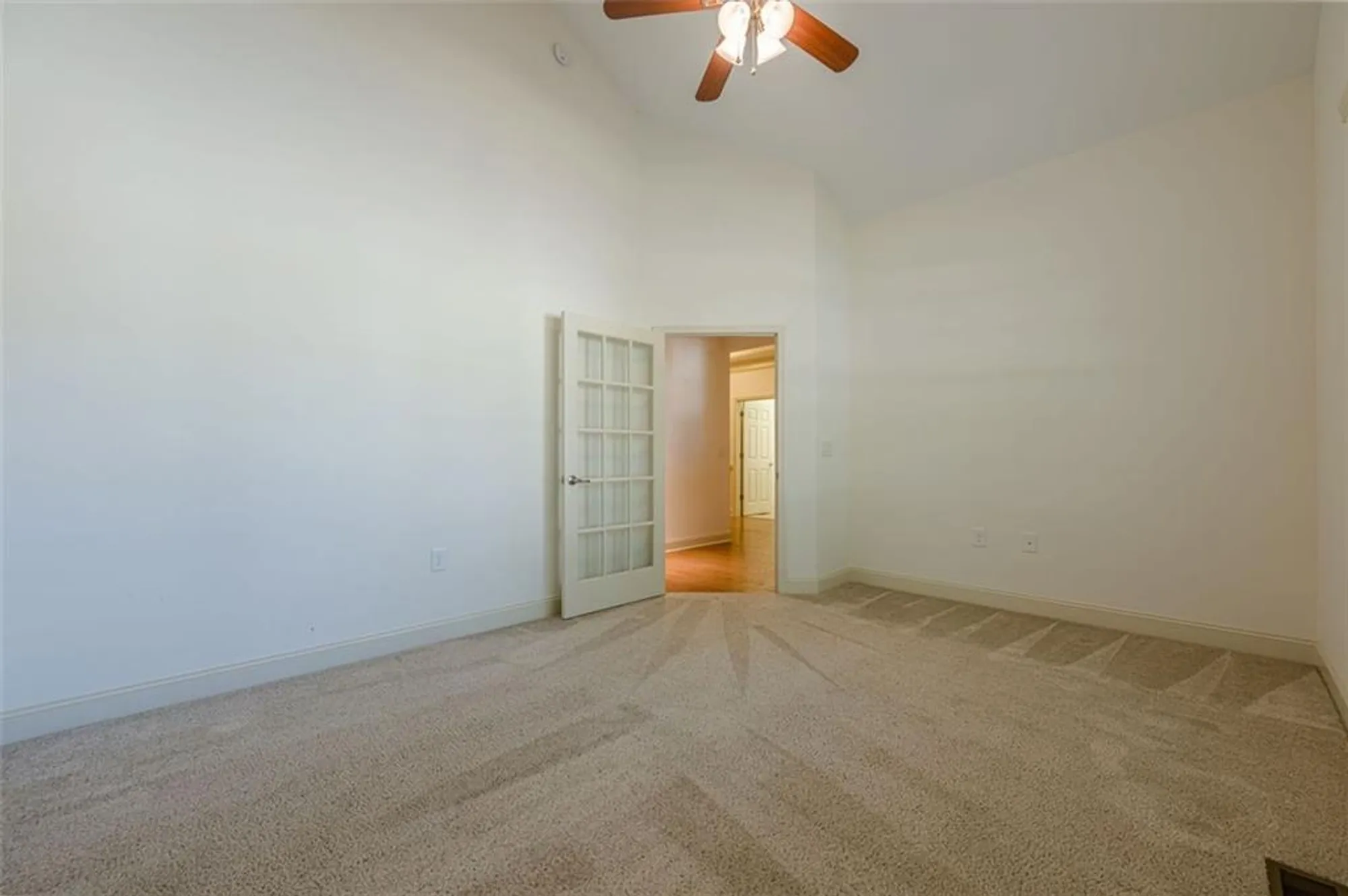 Property Slideshow image 12 of 69 | 1175 creek vista dr, Cumming, GA, 30041