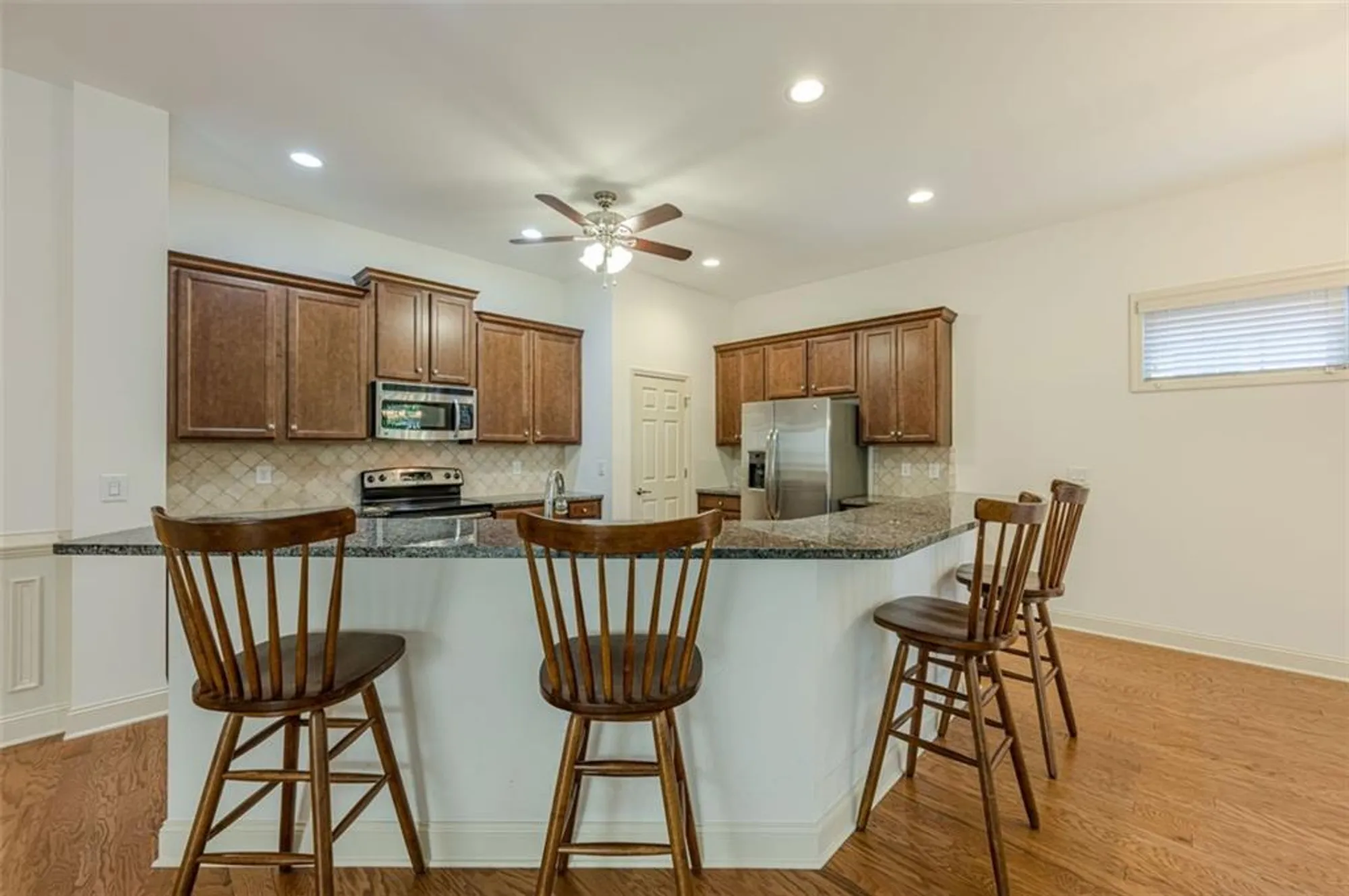 Property Slideshow image 30 of 69 | 1175 creek vista dr, Cumming, GA, 30041