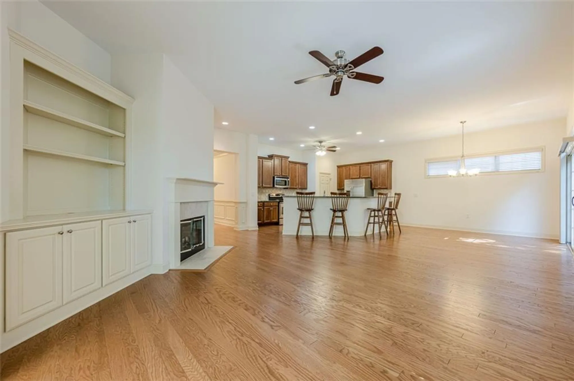 Property Slideshow image 29 of 69 | 1175 creek vista dr, Cumming, GA, 30041