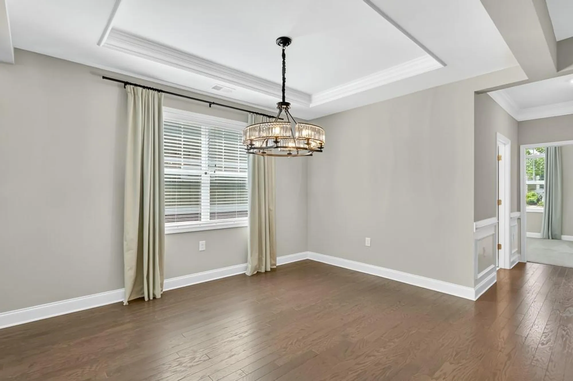 Property Slideshow image 9 of 47 | 1401 lexington green pnes, Cumming, GA, 30040