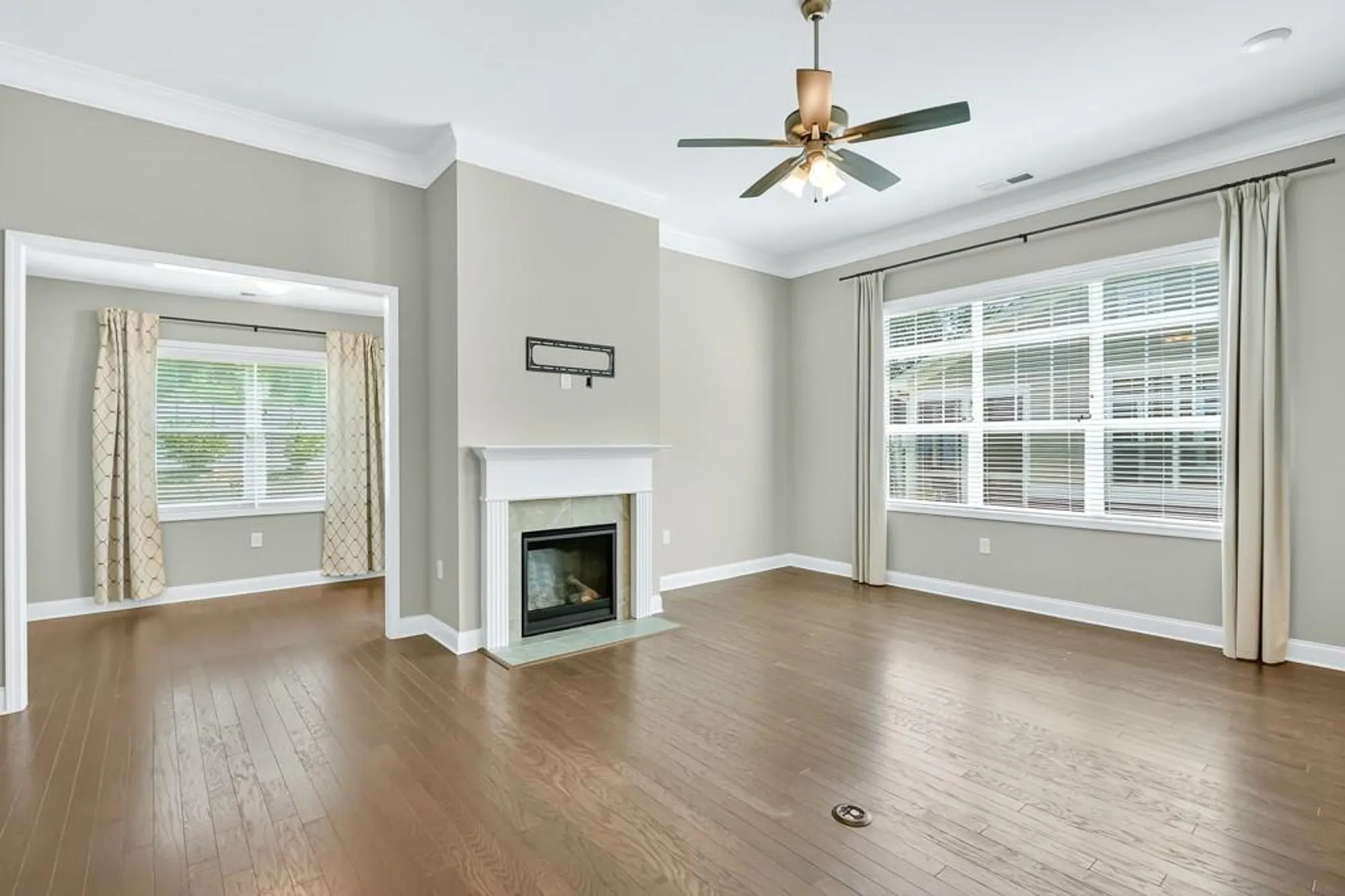 Property Slideshow image 11 of 47 | 1401 lexington green pnes, Cumming, GA, 30040