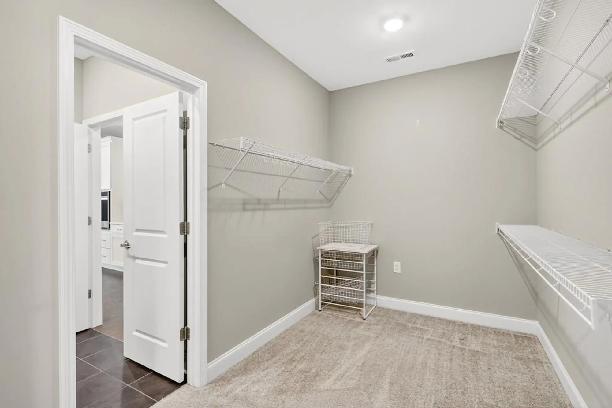 Property Slideshow image 21 of 47 | 1401 lexington green pnes, Cumming, GA, 30040