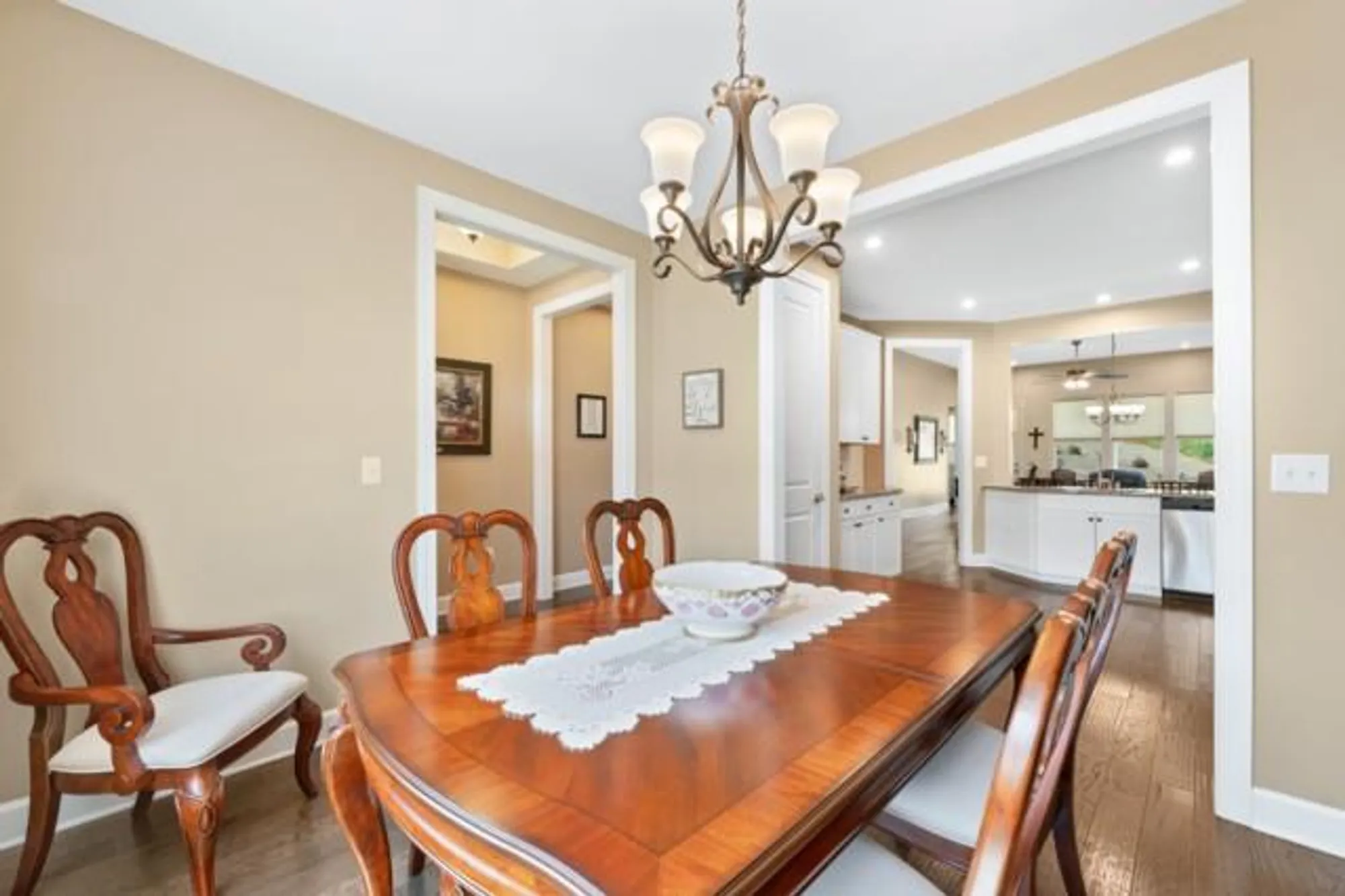 Property Slideshow image 10 of 82 | 215 silver ct, Hoschton, GA, 30548