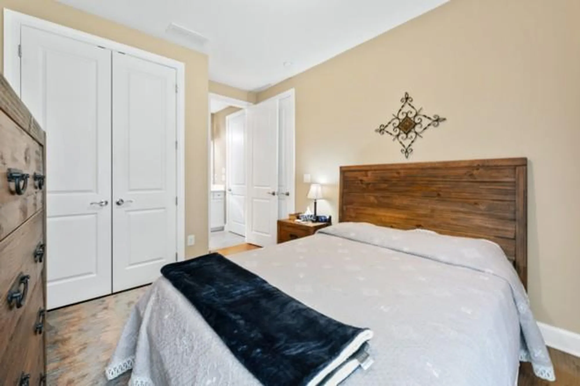 Property Slideshow image 25 of 82 | 215 silver ct, Hoschton, GA, 30548