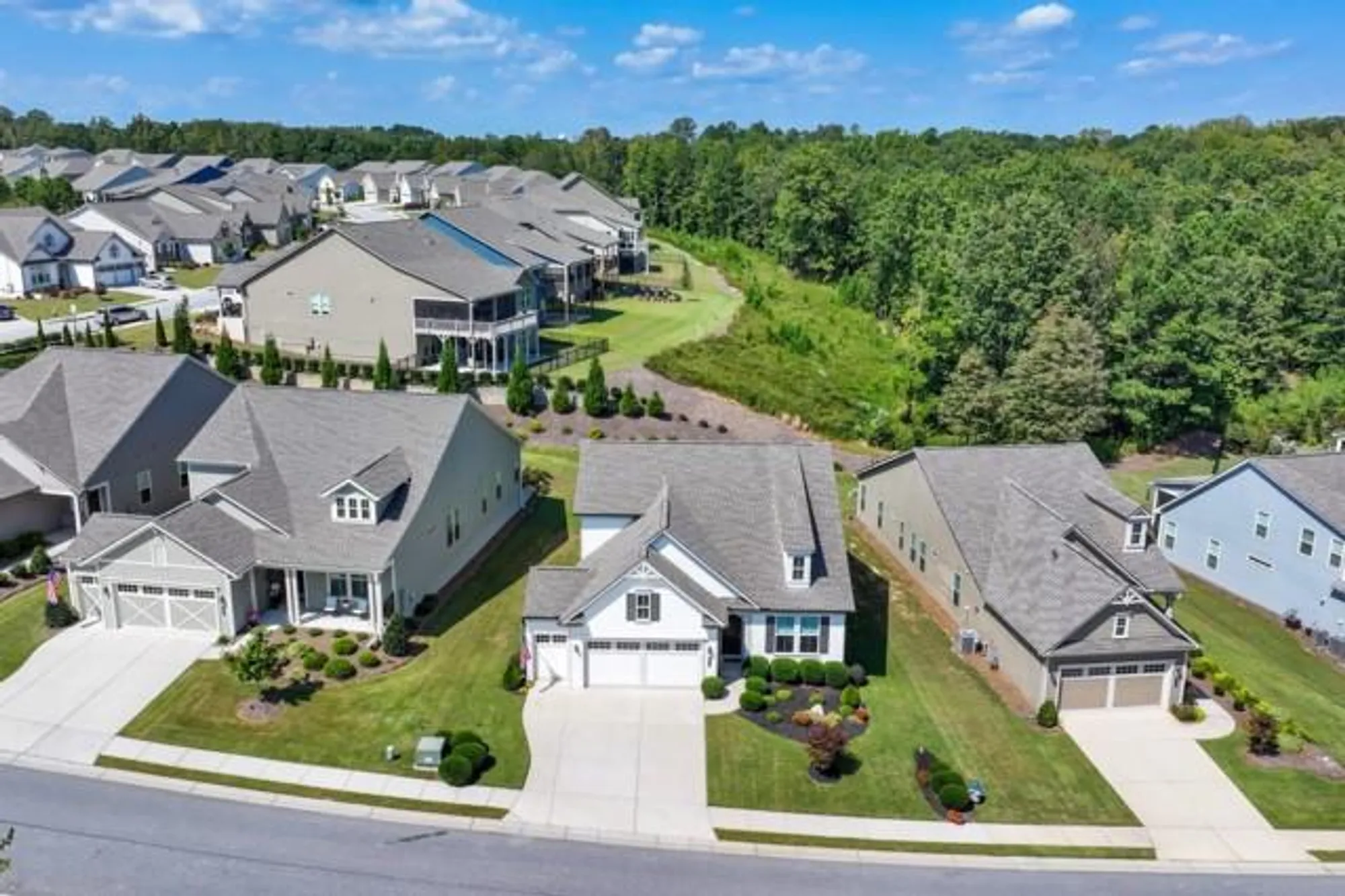 Property Slideshow image 44 of 82 | 215 silver ct, Hoschton, GA, 30548