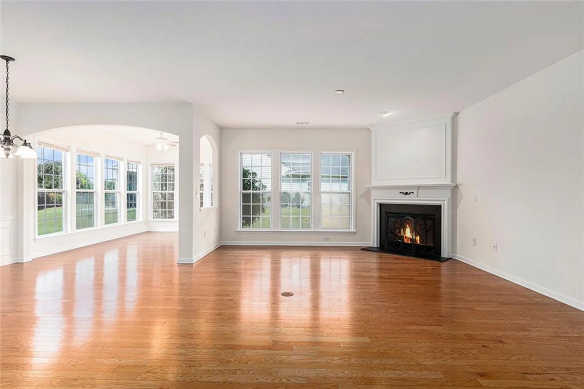 Property Slideshow image 5 of 32 | 506 orchid lights court ct, Griffin, GA, 30223