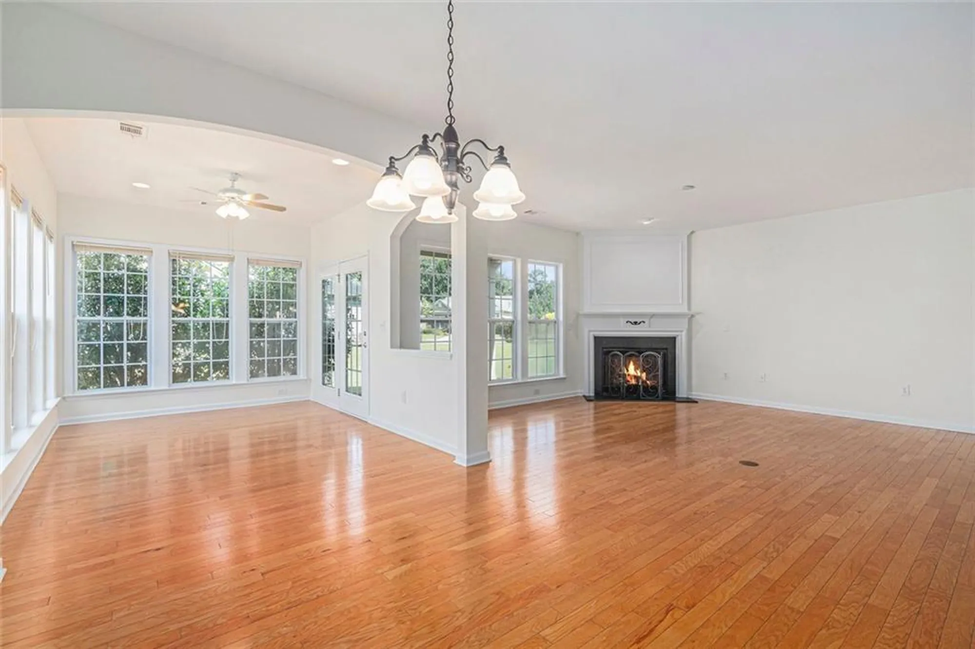 Property Slideshow image 9 of 32 | 506 orchid lights court ct, Griffin, GA, 30223