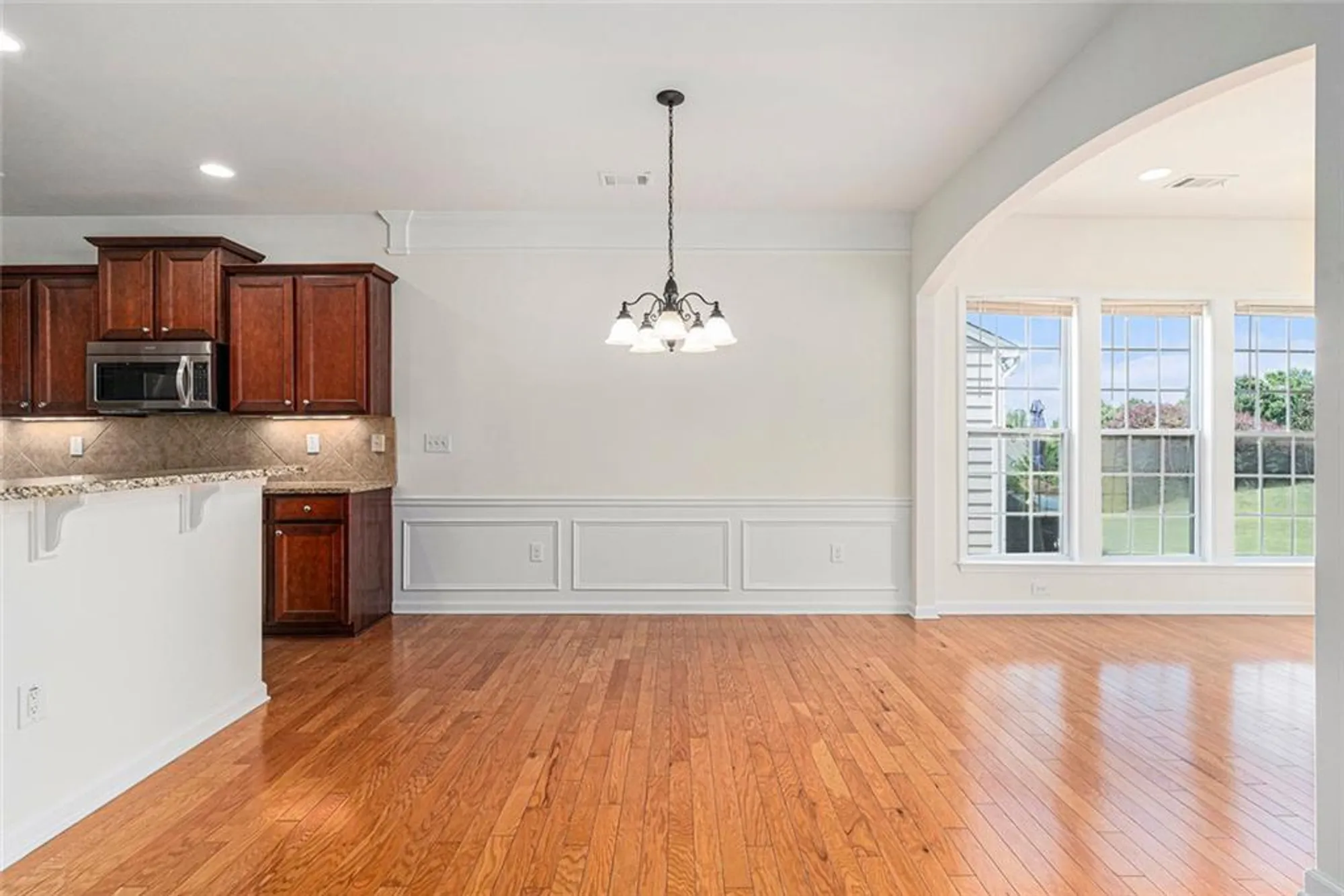 Property Slideshow image 10 of 32 | 506 orchid lights court ct, Griffin, GA, 30223