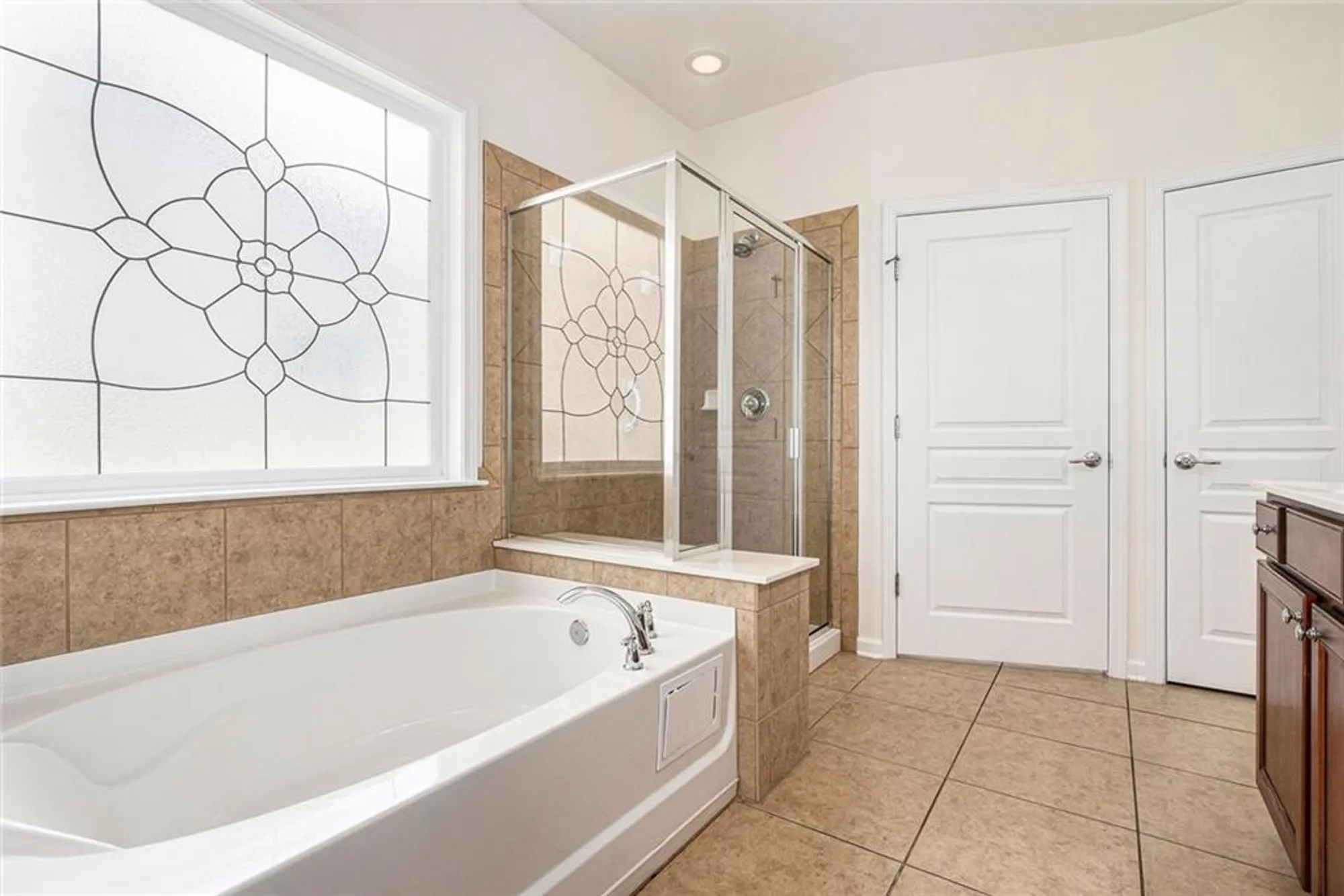 Property Slideshow image 18 of 32 | 506 orchid lights court ct, Griffin, GA, 30223