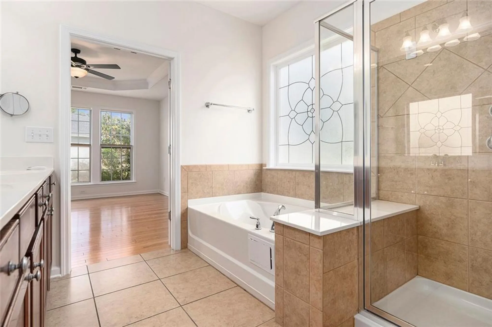 Property Slideshow image 19 of 32 | 506 orchid lights court ct, Griffin, GA, 30223