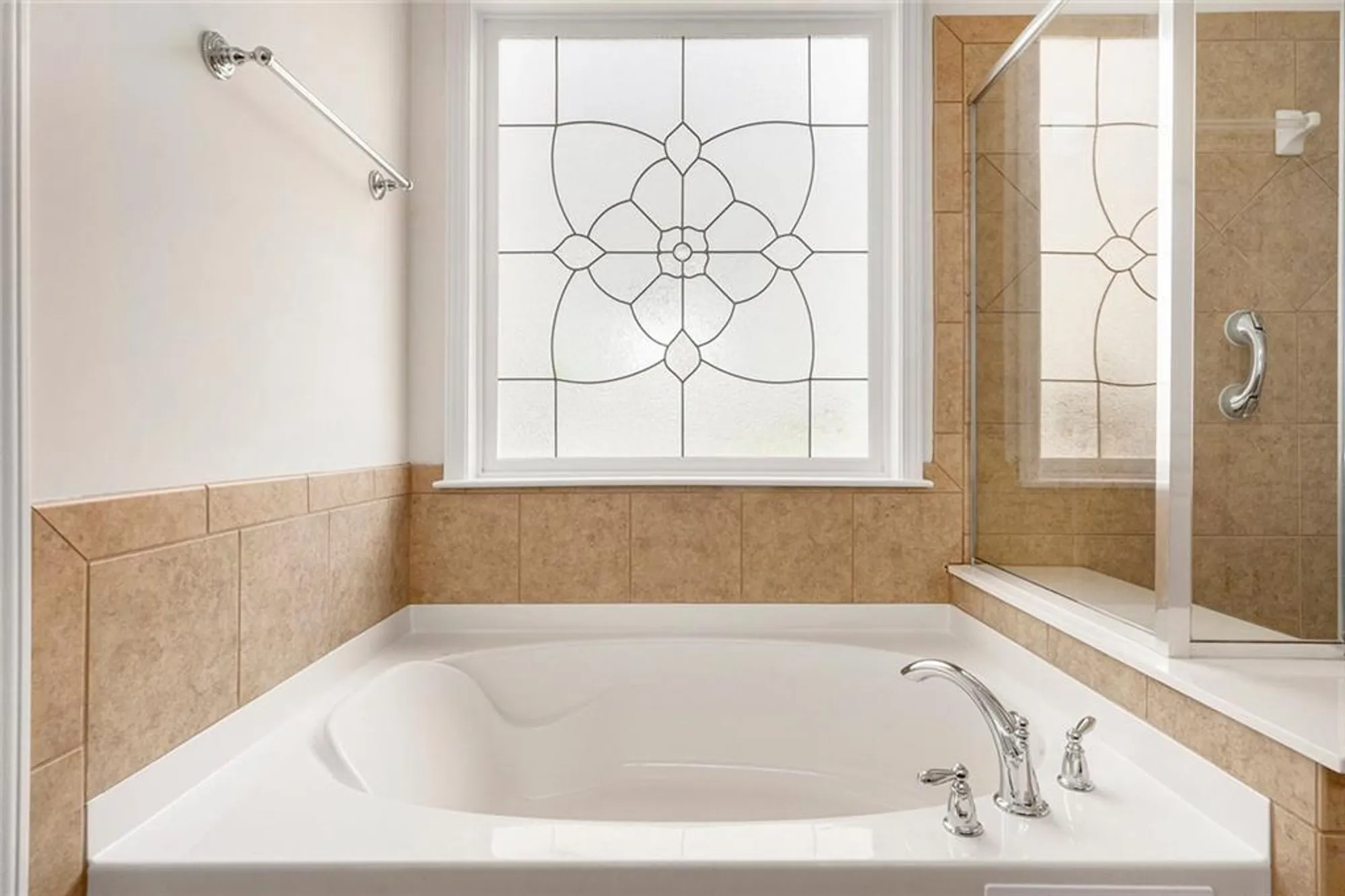 Property Slideshow image 21 of 32 | 506 orchid lights court ct, Griffin, GA, 30223