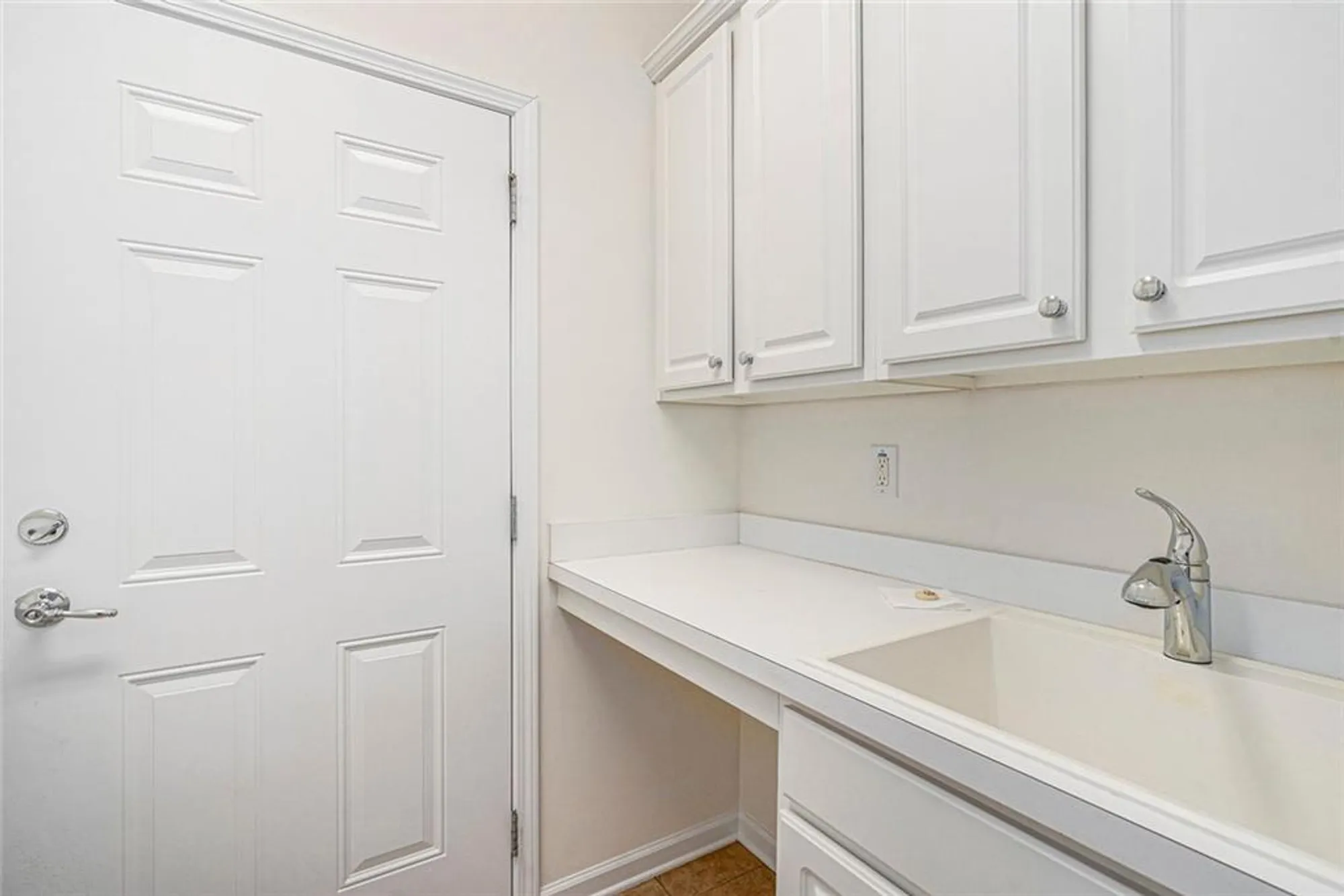 Property Slideshow image 29 of 32 | 506 orchid lights court ct, Griffin, GA, 30223