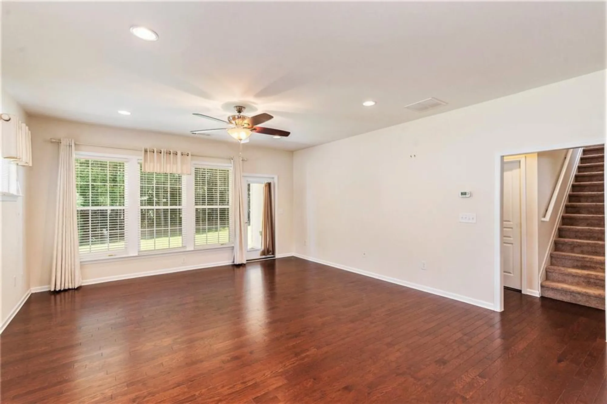 Property Slideshow image 7 of 36 | 118 jasper ct, Griffin, GA, 30223