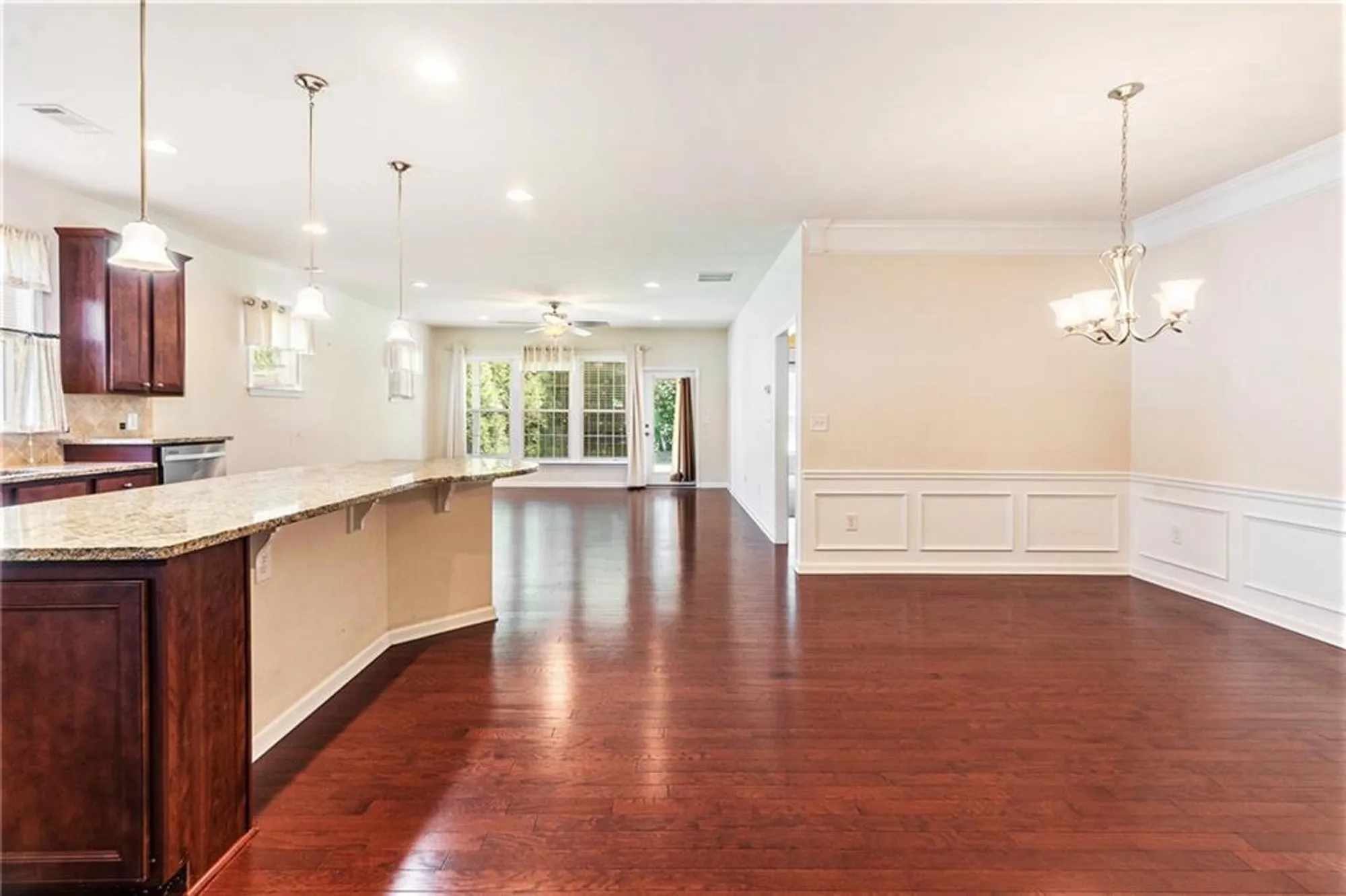 Property Slideshow image 12 of 36 | 118 jasper ct, Griffin, GA, 30223