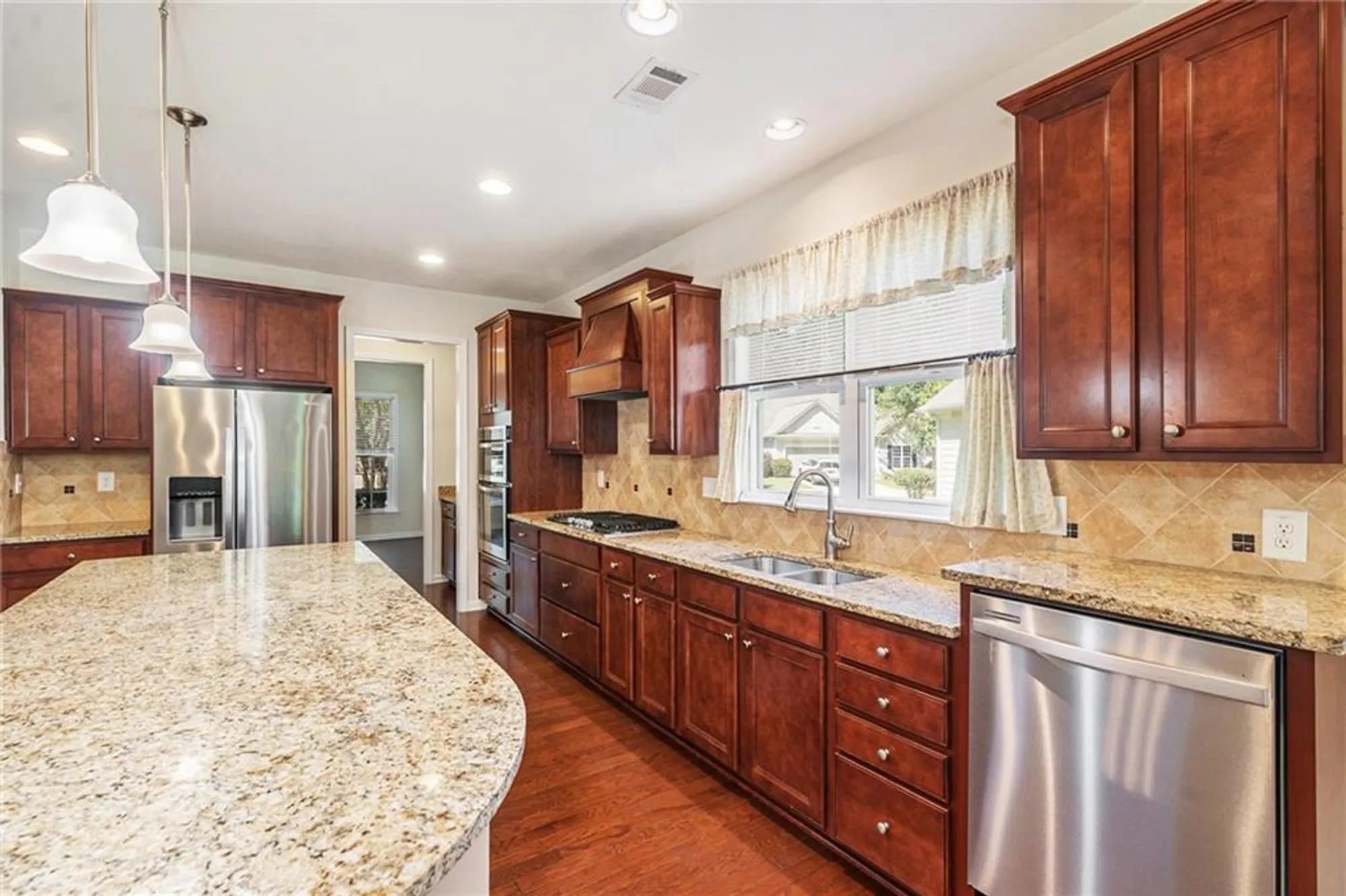 Property Slideshow image 16 of 36 | 118 jasper ct, Griffin, GA, 30223