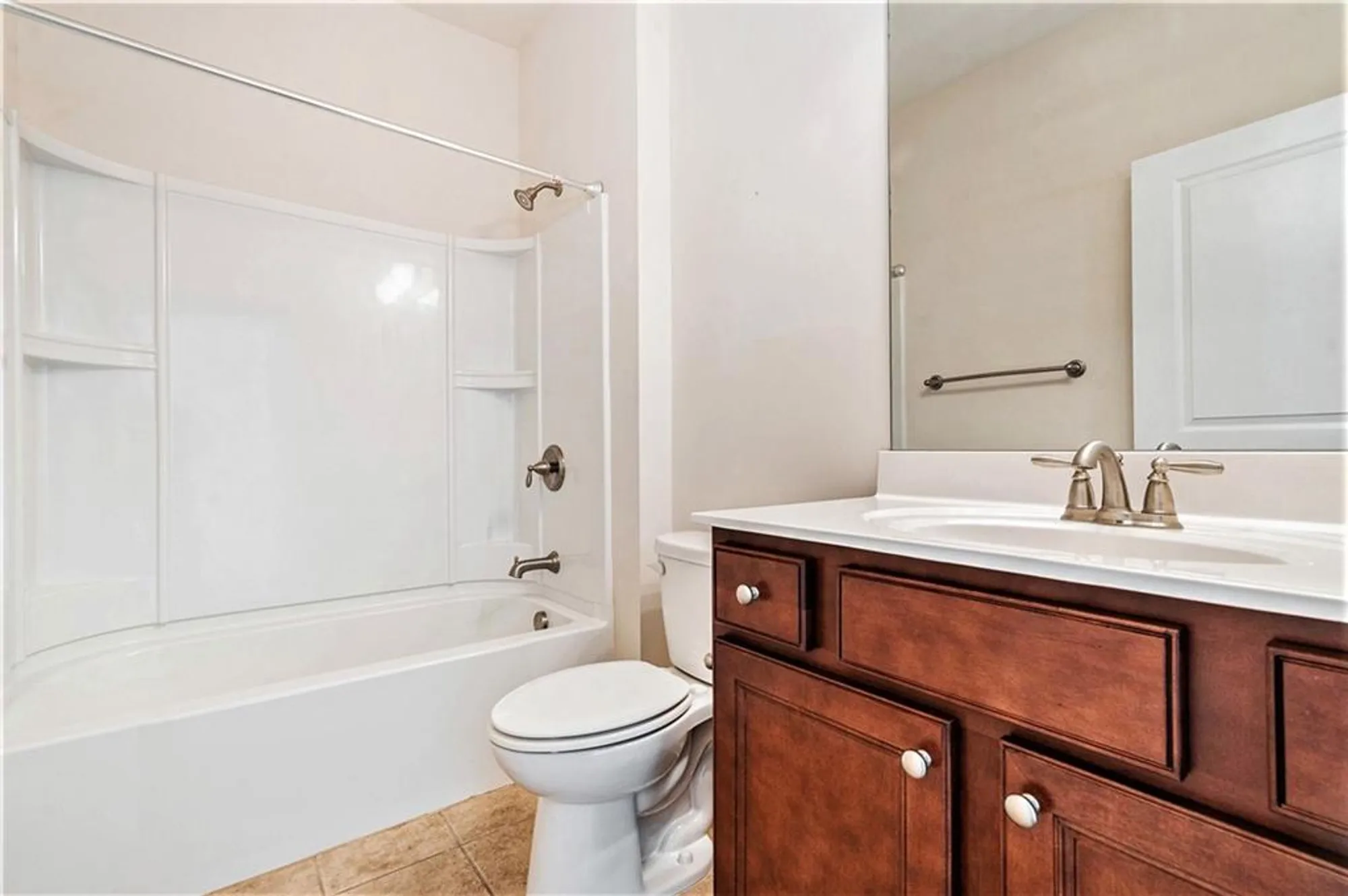 Property Slideshow image 21 of 36 | 118 jasper ct, Griffin, GA, 30223