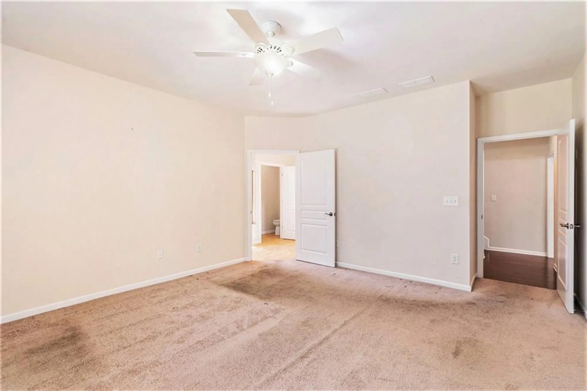 Property Slideshow image 25 of 36 | 118 jasper ct, Griffin, GA, 30223