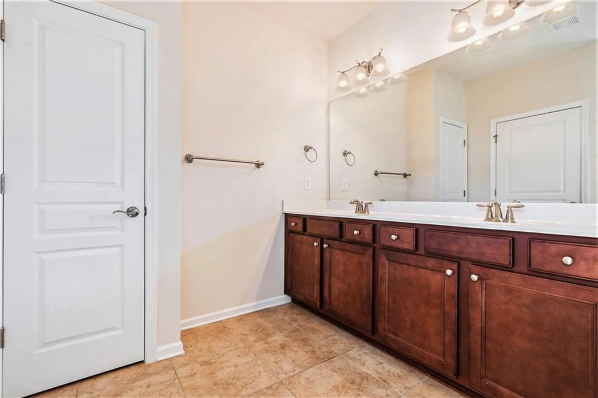 Property Slideshow image 27 of 36 | 118 jasper ct, Griffin, GA, 30223