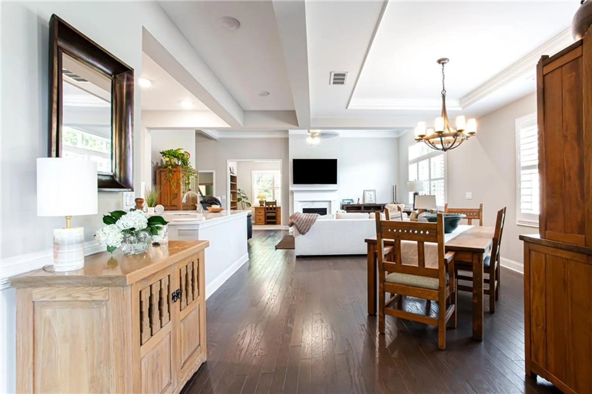 Property Slideshow image 10 of 48 | 1601 lexington green pnes, Cumming, GA, 30040