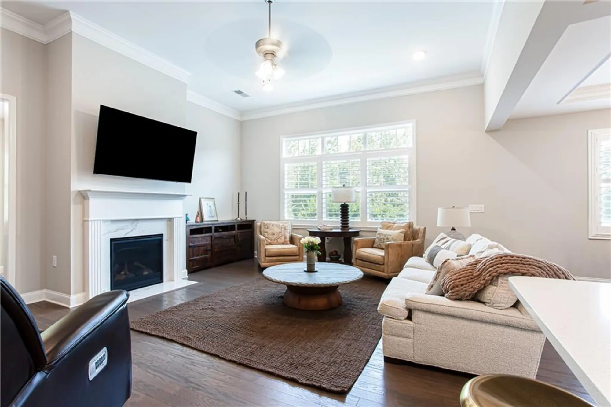 Property Slideshow image 16 of 48 | 1601 lexington green pnes, Cumming, GA, 30040