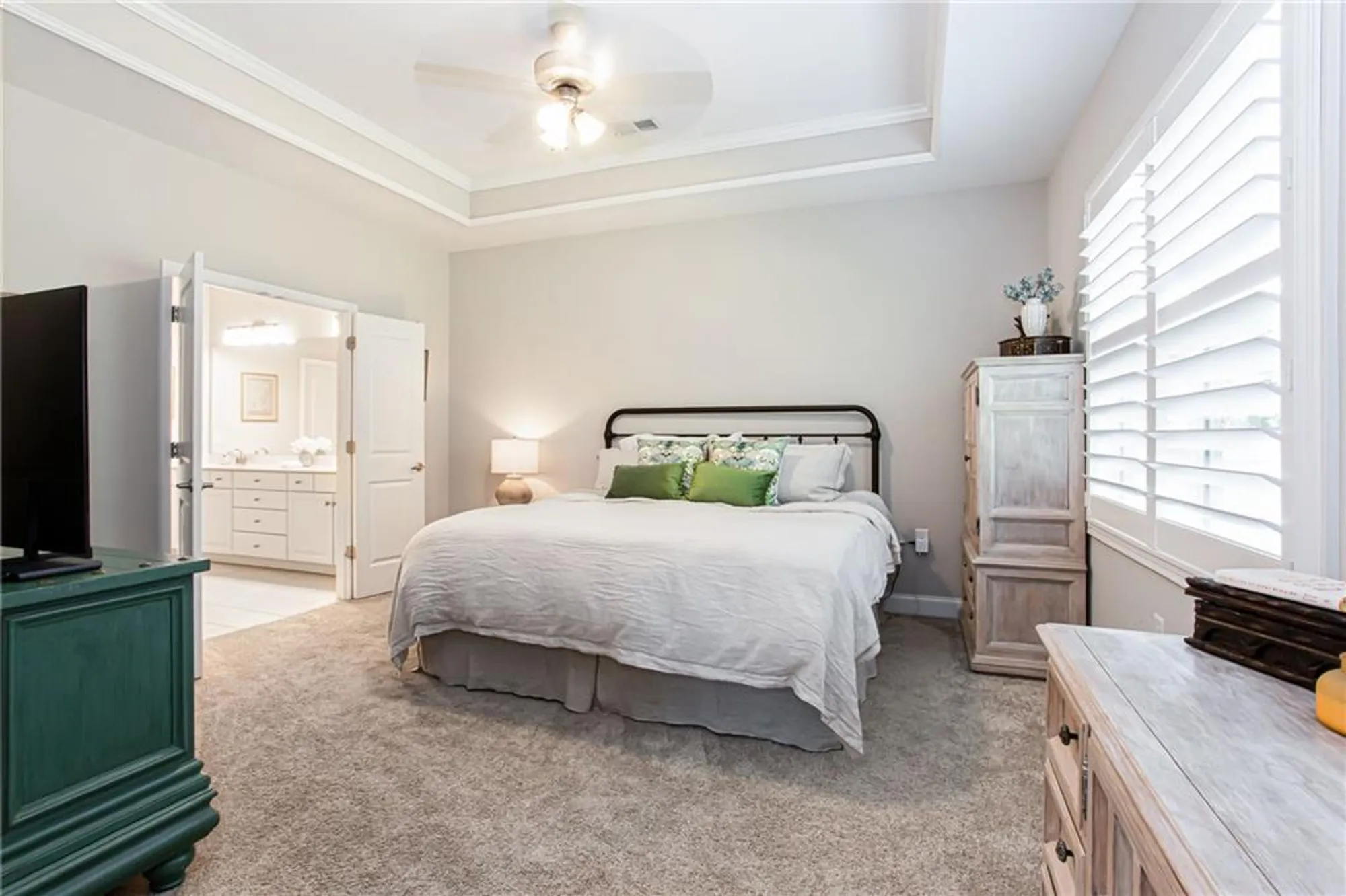 Property Slideshow image 24 of 48 | 1601 lexington green pnes, Cumming, GA, 30040