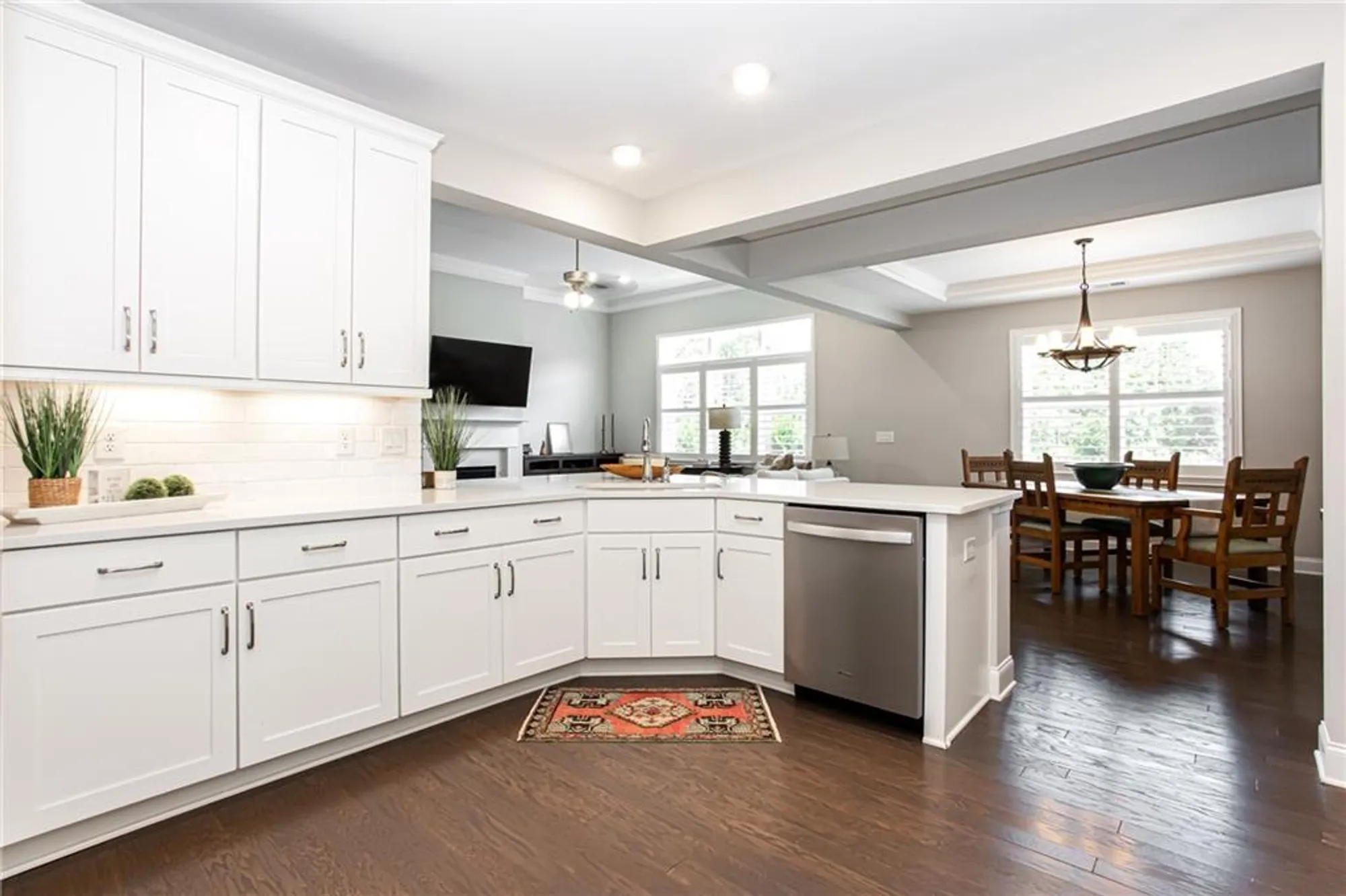 Property Slideshow image 21 of 48 | 1601 lexington green pnes, Cumming, GA, 30040