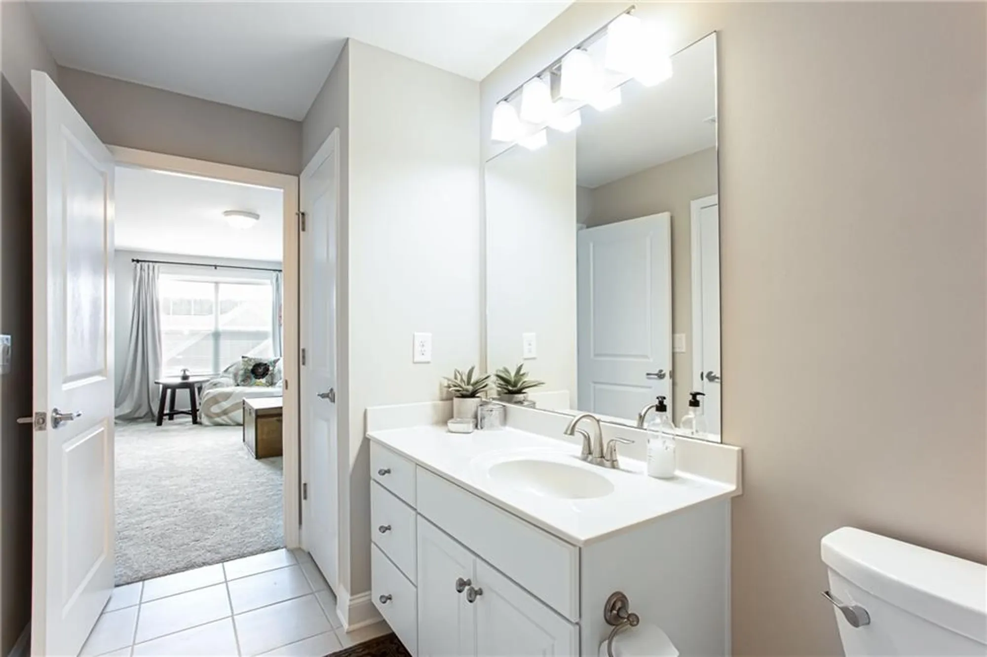 Property Slideshow image 41 of 48 | 1601 lexington green pnes, Cumming, GA, 30040