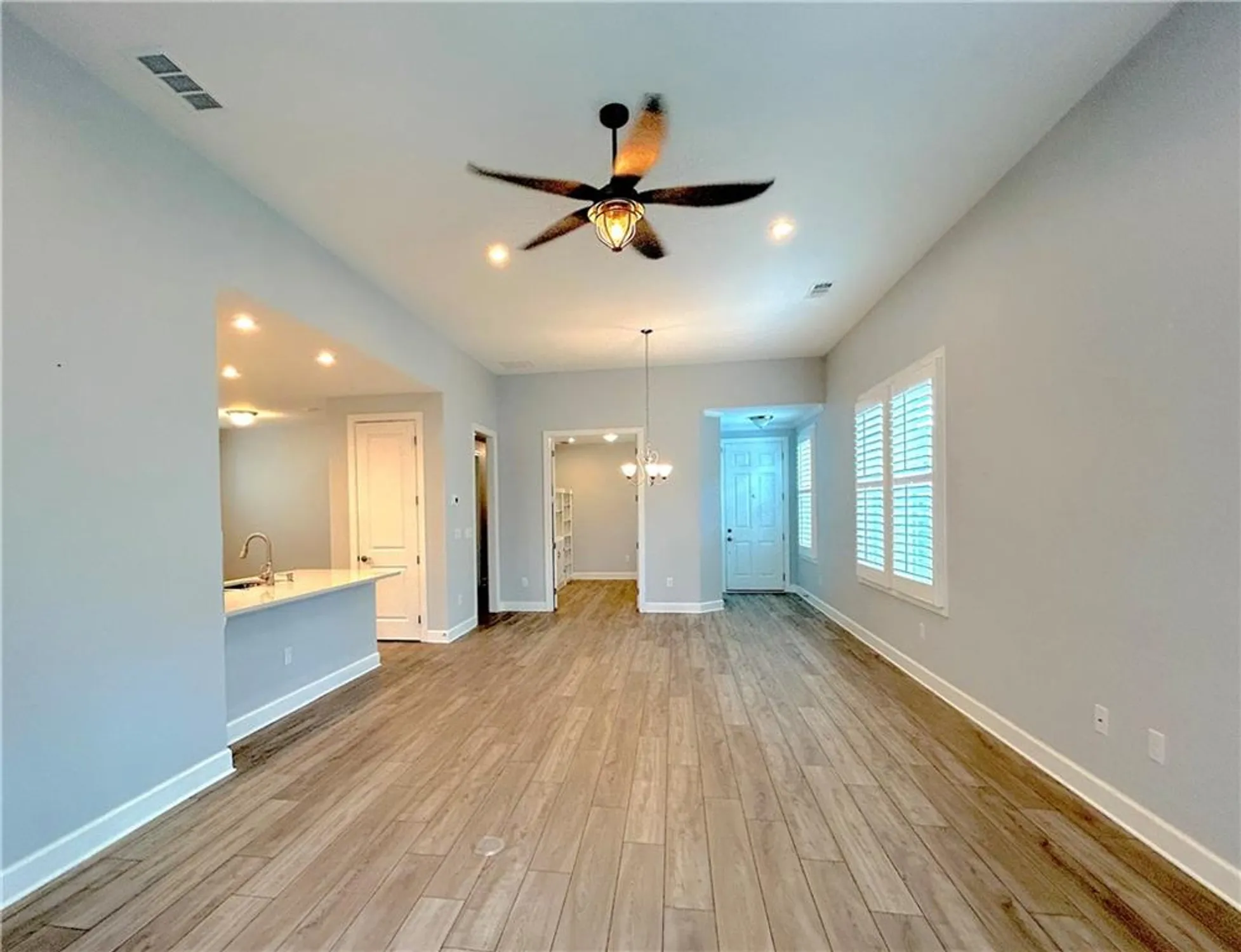 Property Slideshow image 4 of 22 | 560 ontario ln, Hoschton, GA, 30548