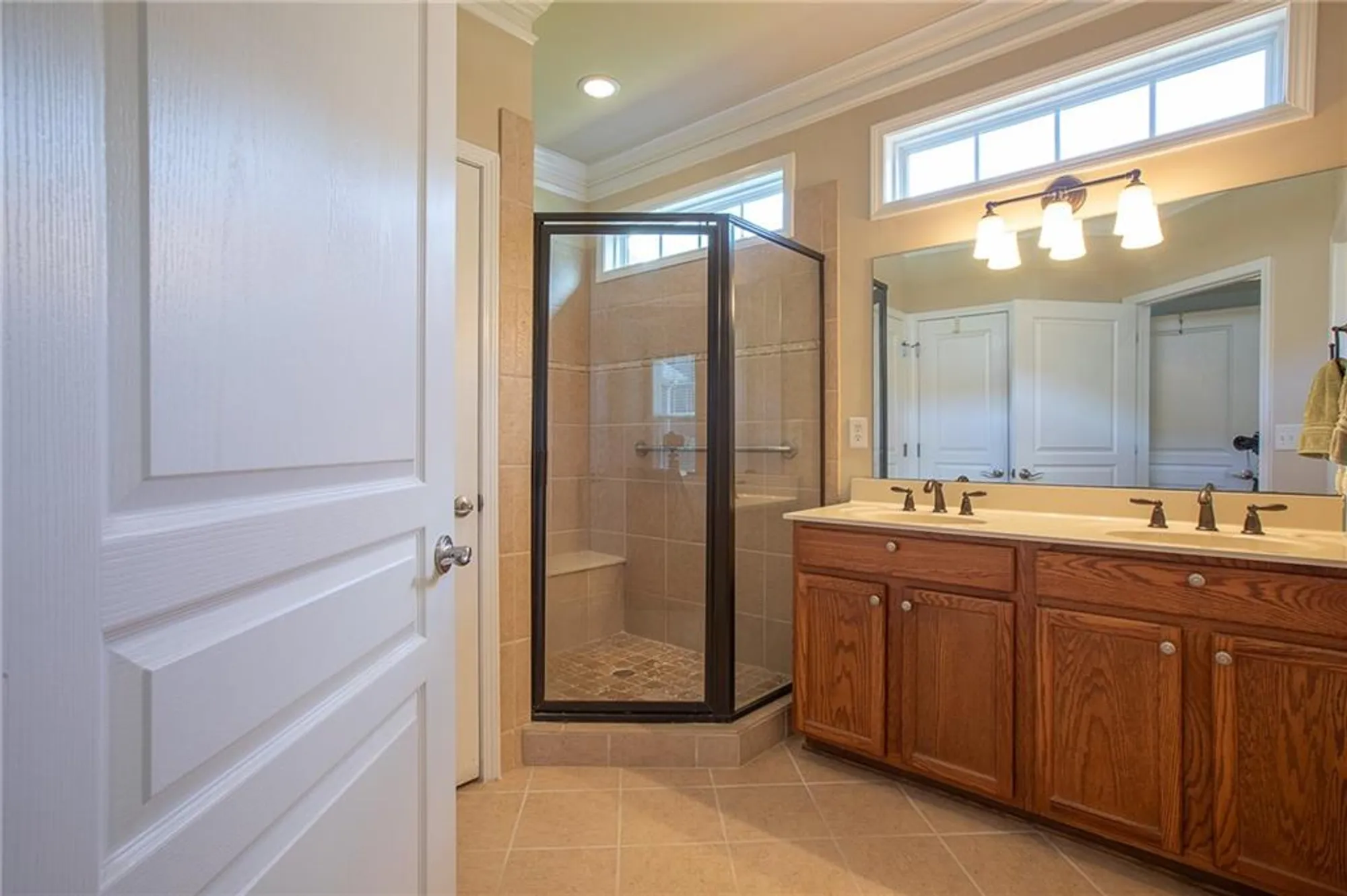 Property Slideshow image 15 of 40 | 3176 willow creek dr, Gainesville, GA, 30504