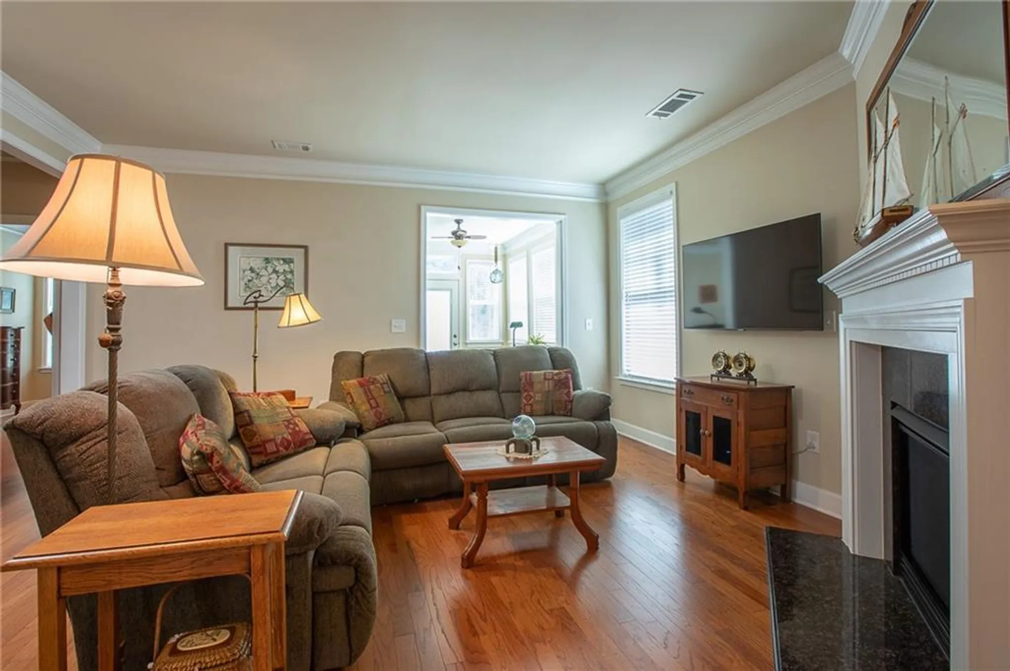 Property Slideshow image 10 of 40 | 3176 willow creek dr, Gainesville, GA, 30504