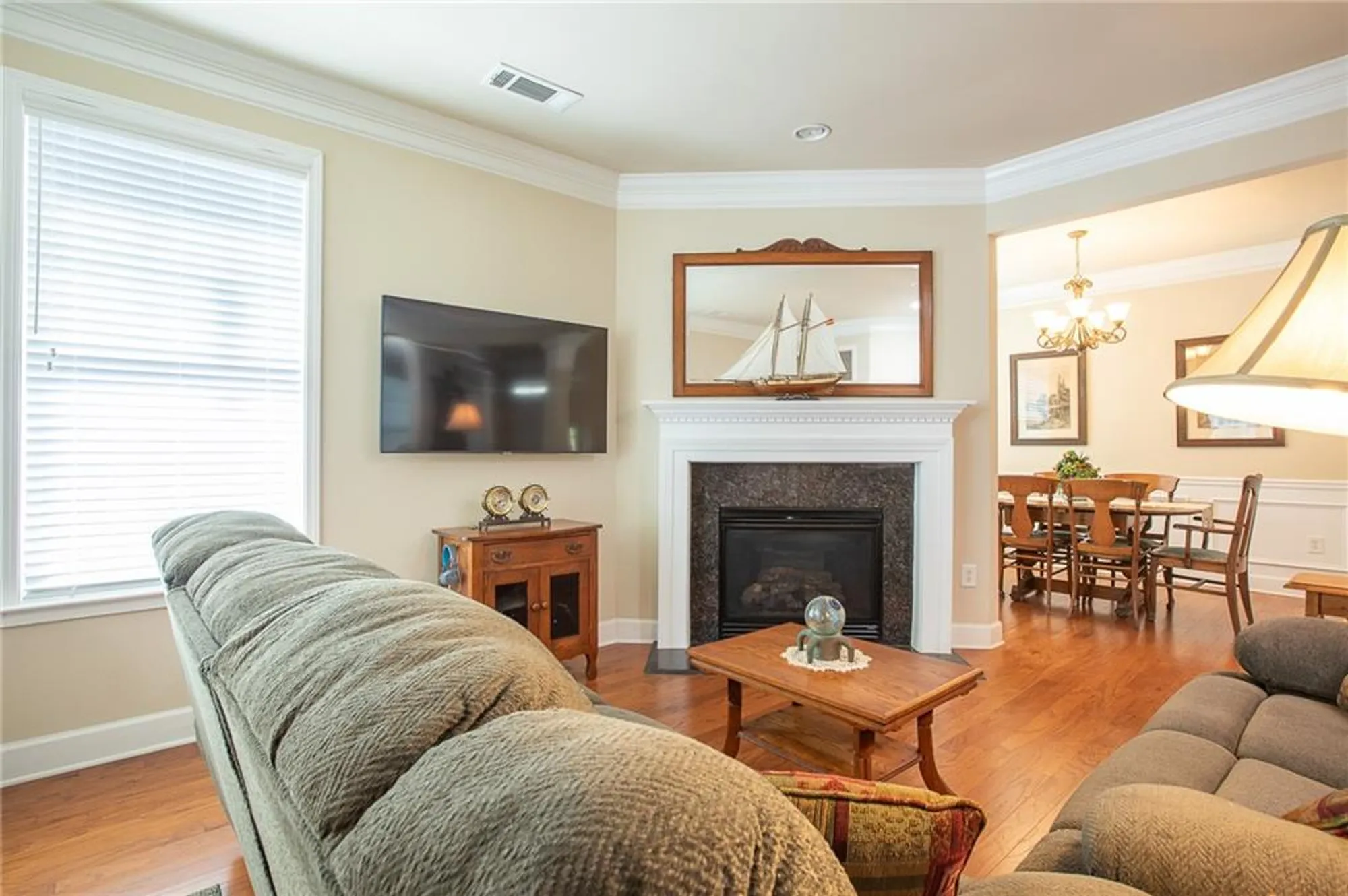 Property Slideshow image 11 of 40 | 3176 willow creek dr, Gainesville, GA, 30504