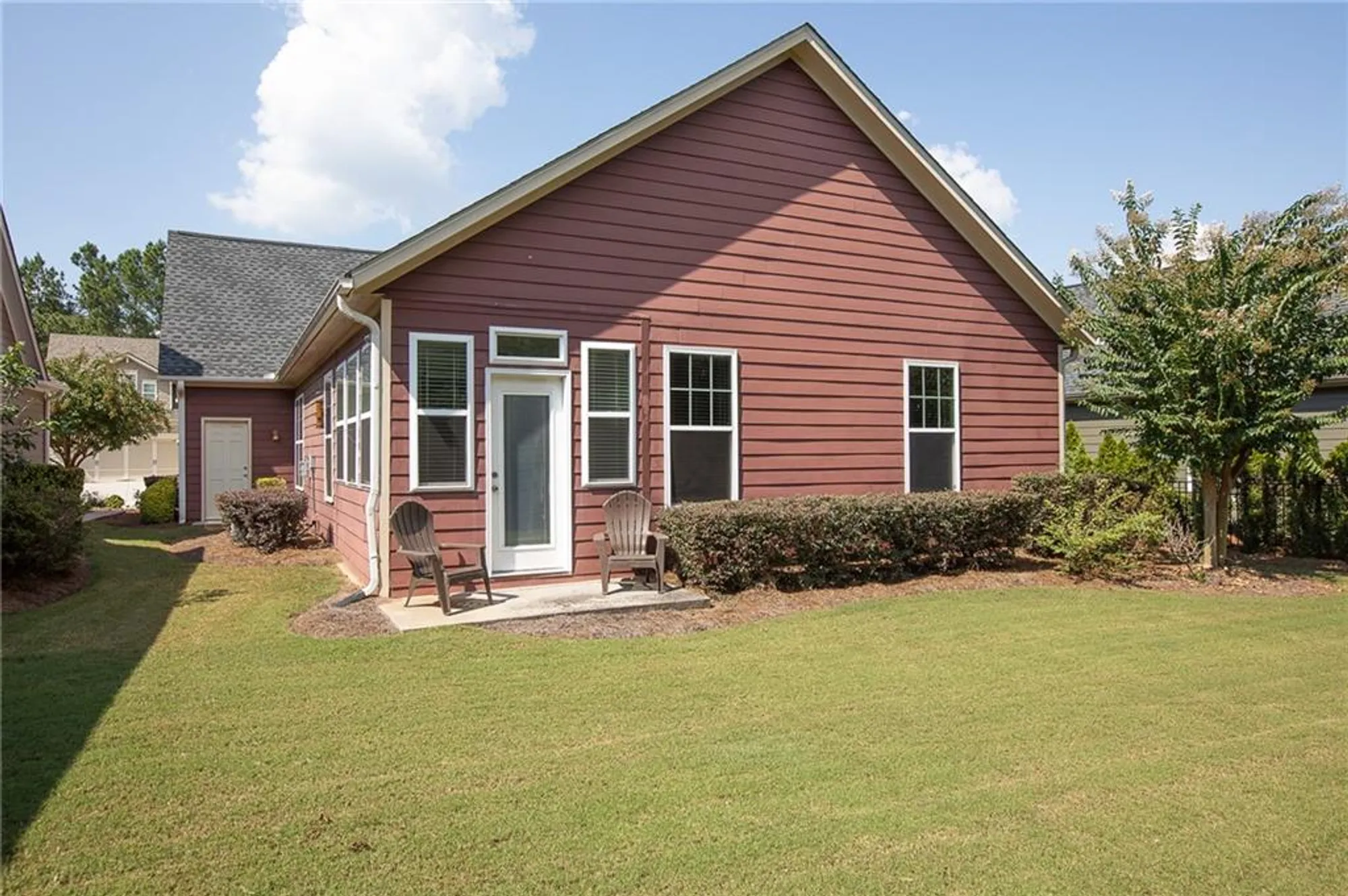 Property Slideshow image 19 of 40 | 3176 willow creek dr, Gainesville, GA, 30504
