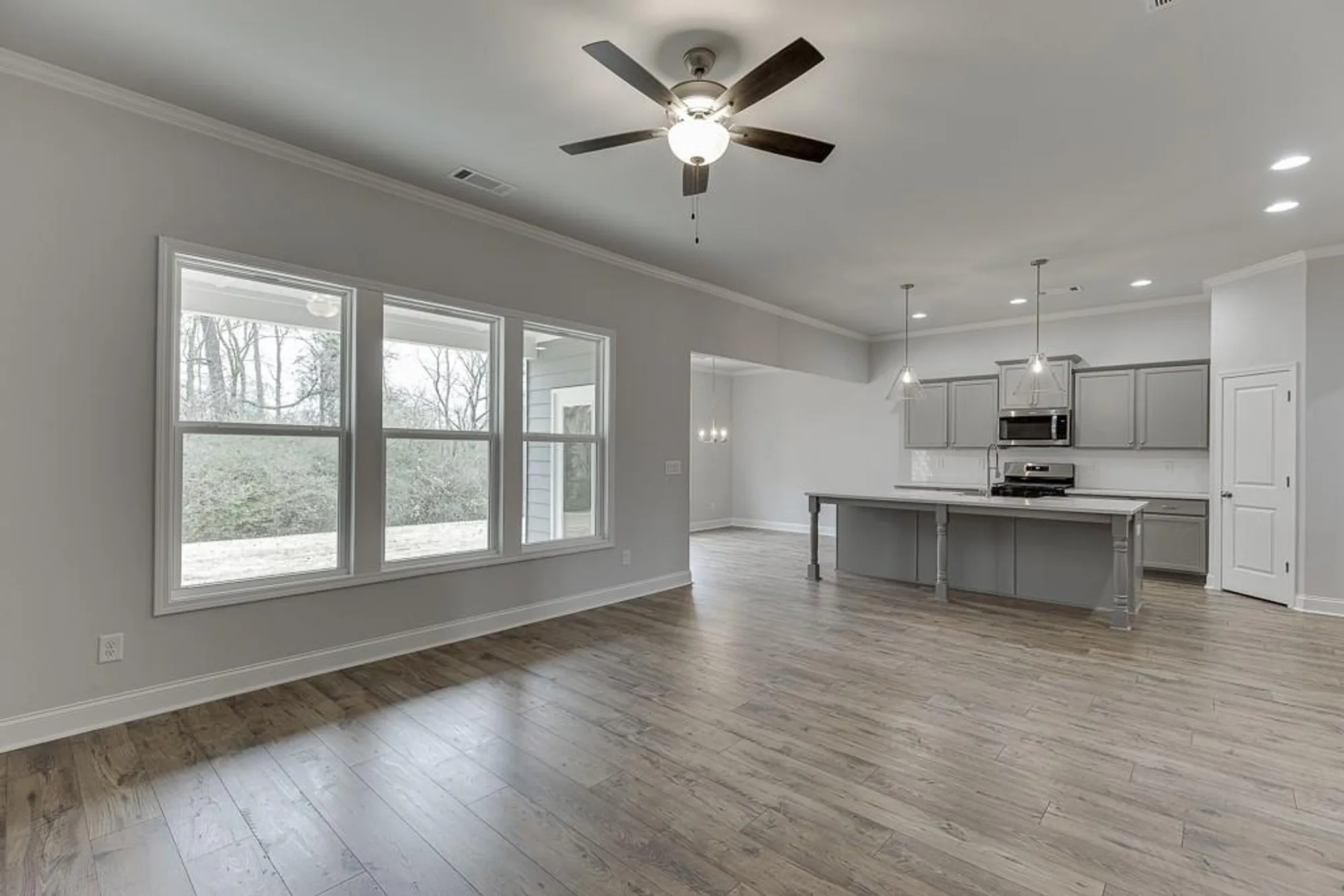 Property Slideshow image 21 of 76 | 199 montview dr, Jefferson, GA, 30549