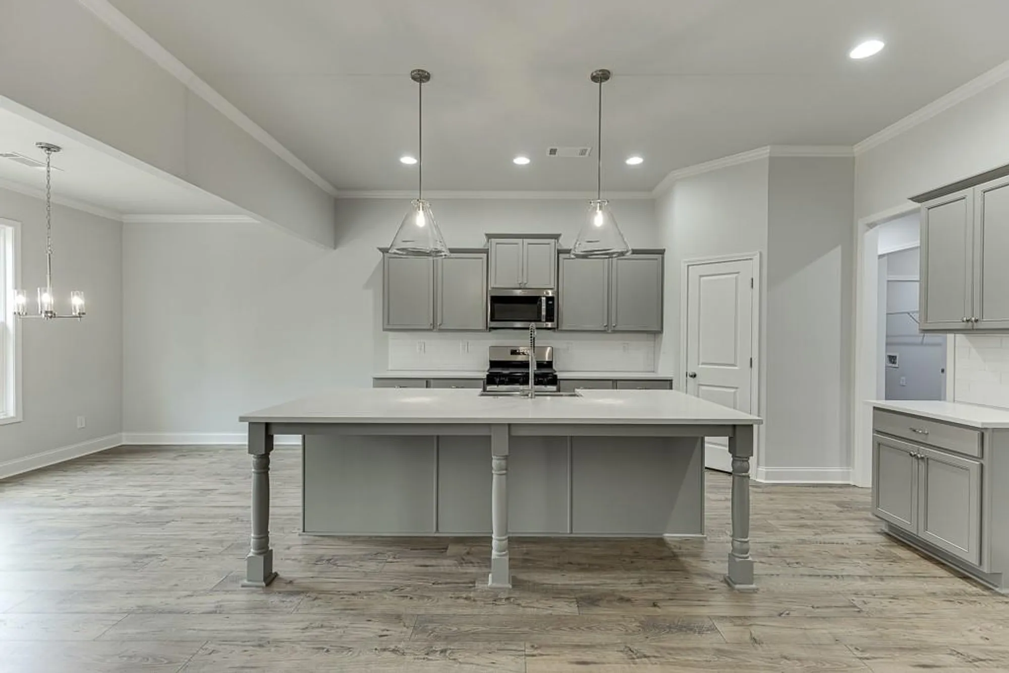 Property Slideshow image 22 of 76 | 199 montview dr, Jefferson, GA, 30549