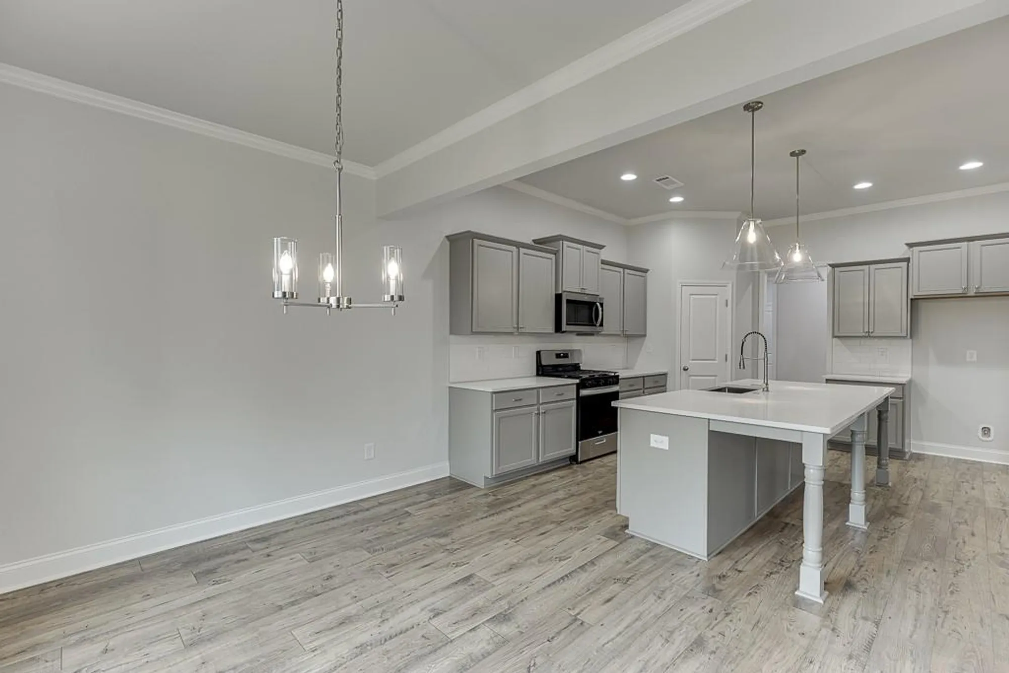 Property Slideshow image 30 of 76 | 199 montview dr, Jefferson, GA, 30549