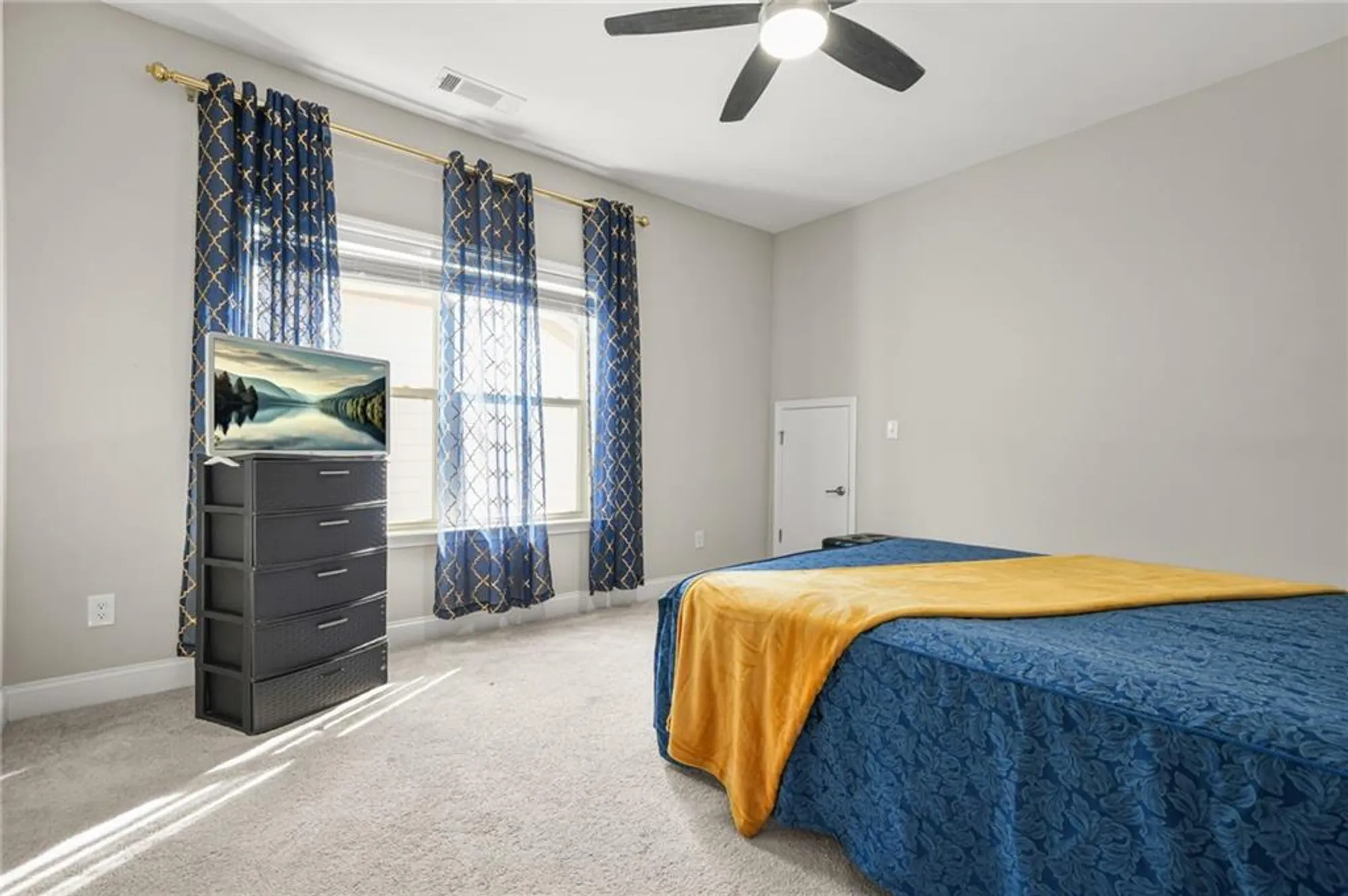 Property Slideshow image 29 of 41 | 567 barlow pl, Grayson, GA, 30017