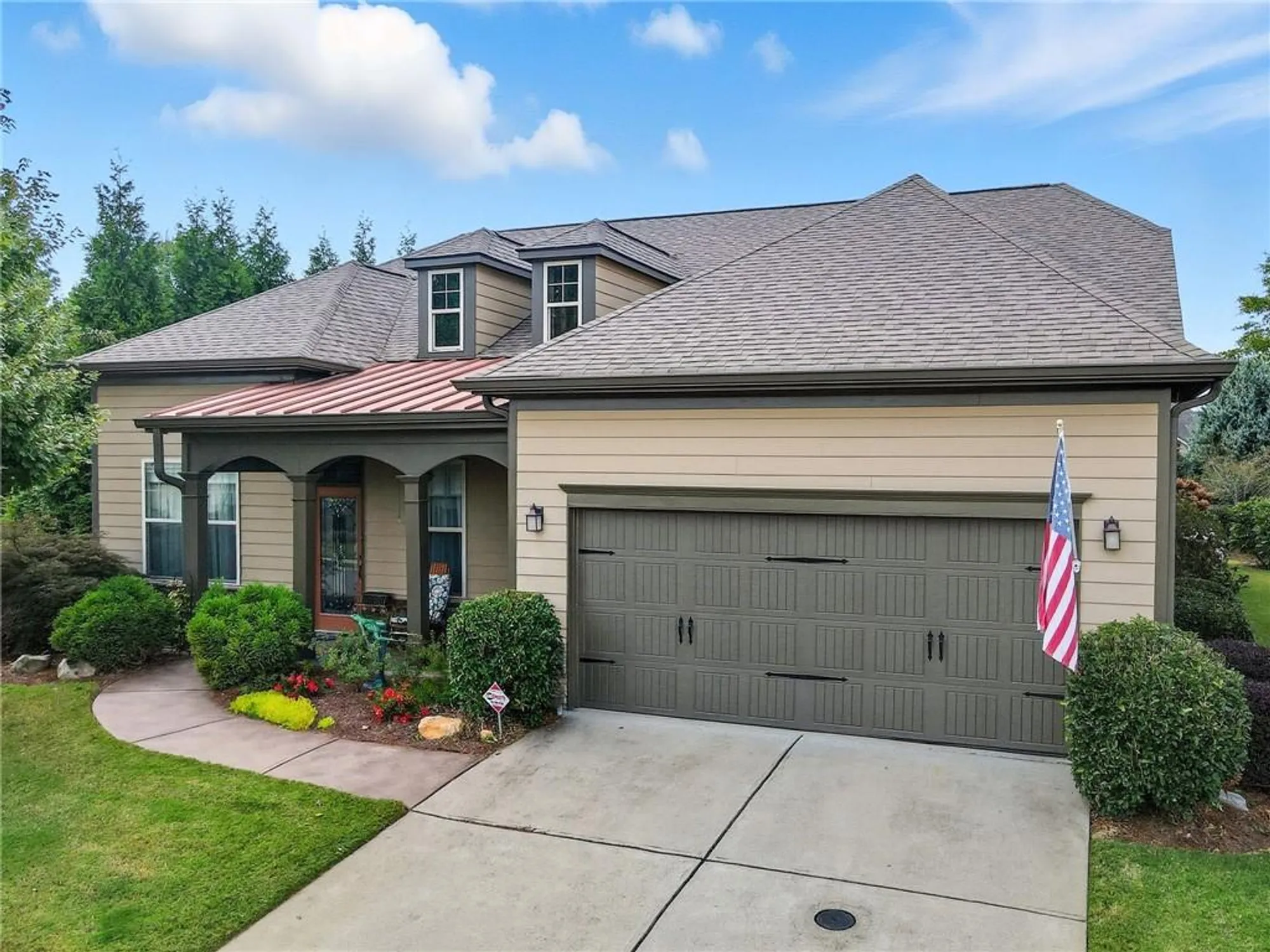 Property Slideshow image 2 of 66 | 633 hemlock trl, Canton, GA, 30114