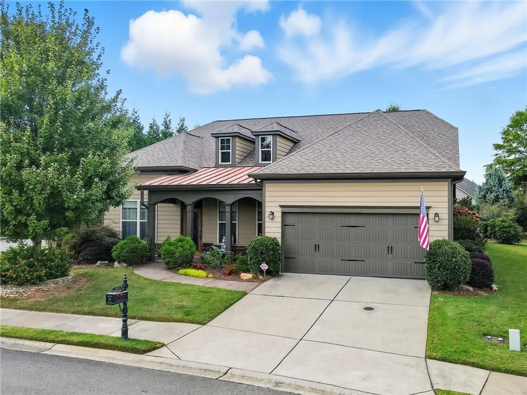Property Slideshow image 1 of 66 | 633 hemlock trl, Canton, GA, 30114