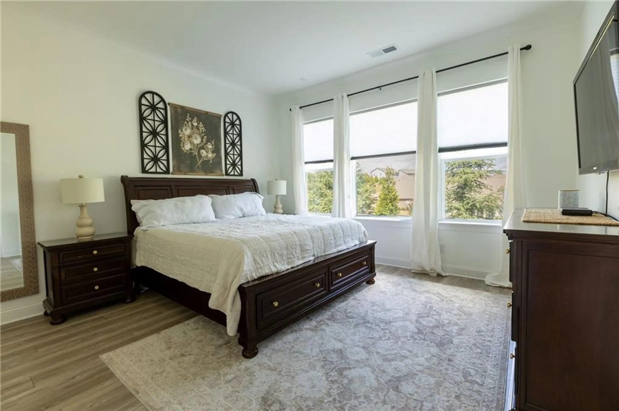 Property Slideshow image 11 of 19 | 6821 bungalow rd, Flowery Branch, GA, 30542