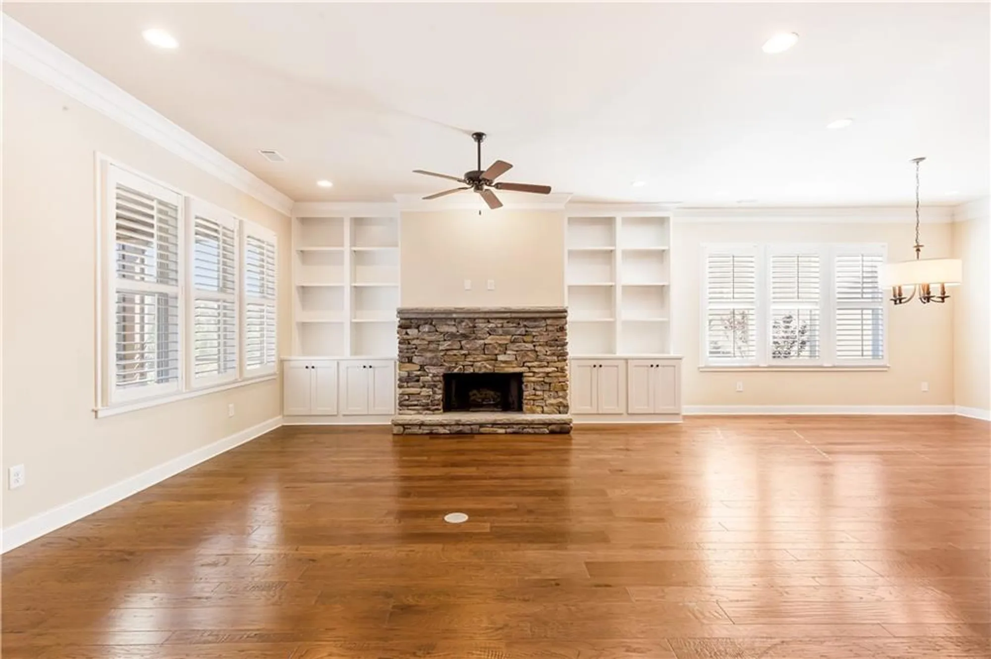 Property Slideshow image 11 of 57 | 424 loblolly st, Woodstock, GA, 30188
